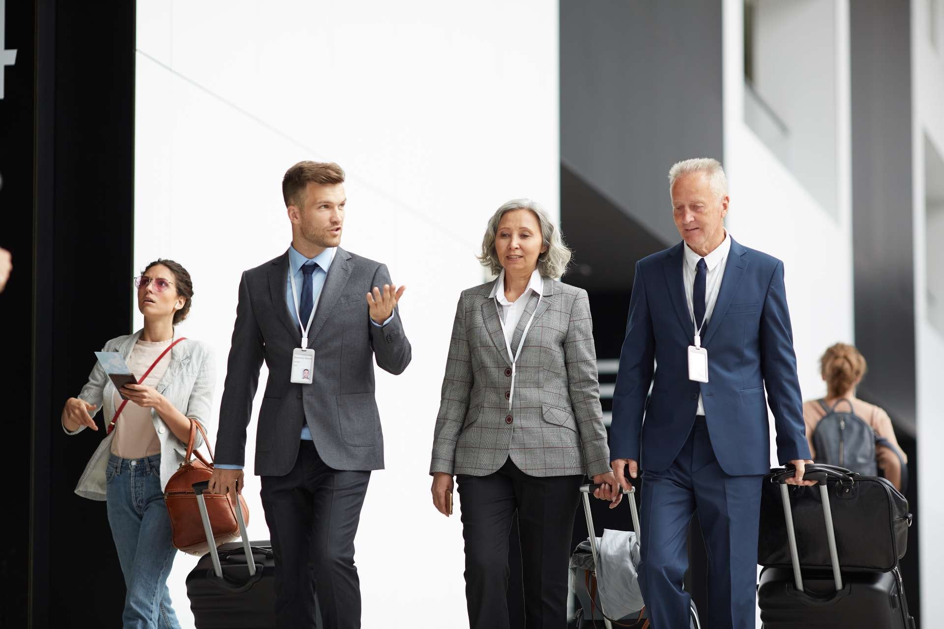 Tips for ensuring safety and security for employees on overseas group trips