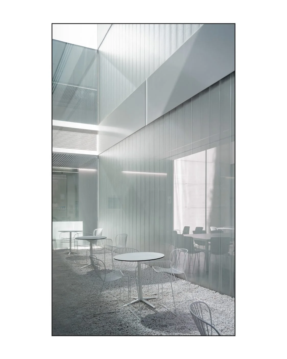 ▫️Patio Celestial▫️

📍Facultad de Psicolog&iacute;a y Logopedia UMA por @llps_arquitectos 

Pr&aacute;ctica con el maestro @javiercallejas_ para @master.icarq 

🤍 @danielmeitt @di_anacasas @robertogarcia.photography @marialuisameoni @franciscophoto