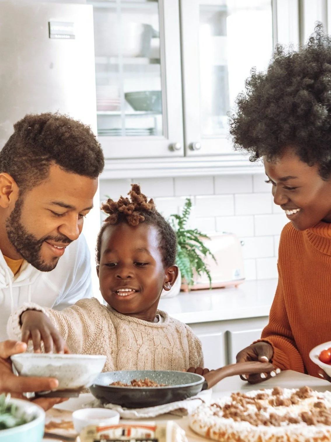 Family Dinner Guide- games, conversation starers, and more!