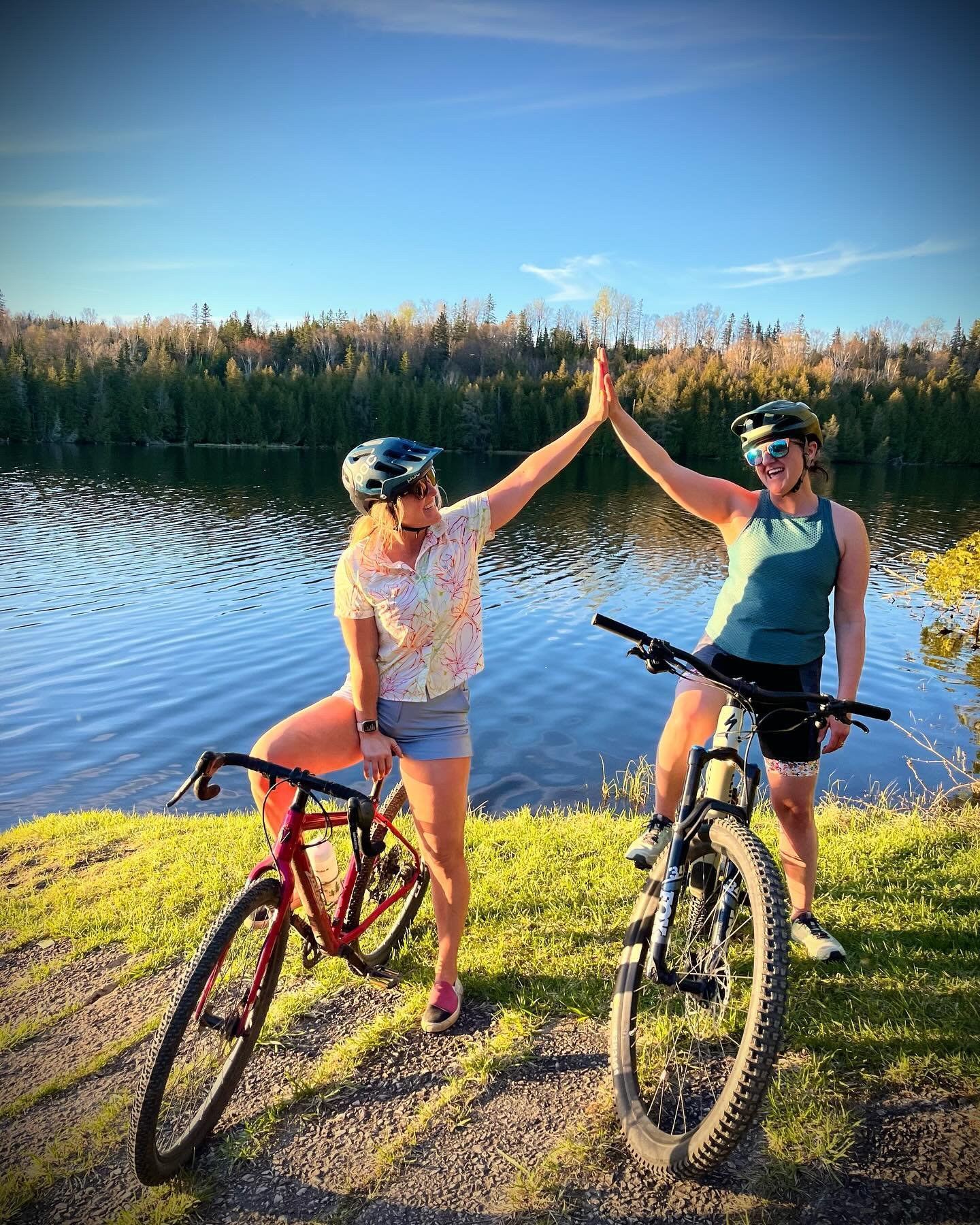 ✨If this isn&rsquo;t the best damn way to end a day, we don&rsquo;t know what is!
 
Join Studium Member Meet Ups:
🚴&zwj;♀️ Tuesdays for Post Pilates Pedal at 6:30pm after Lilias&rsquo; pilates class in Danville
🚴&zwj;♀️ Wednesdays for Bike + Brews 