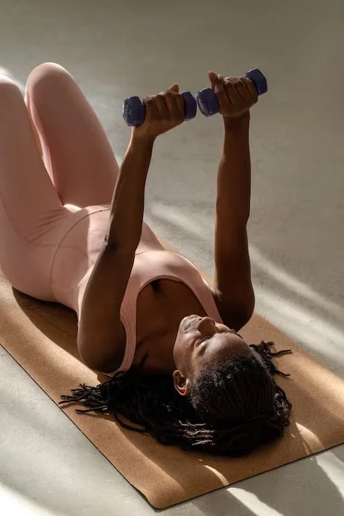How To Cleanse Your Skin Around Your Workout — Without Stripping It.
