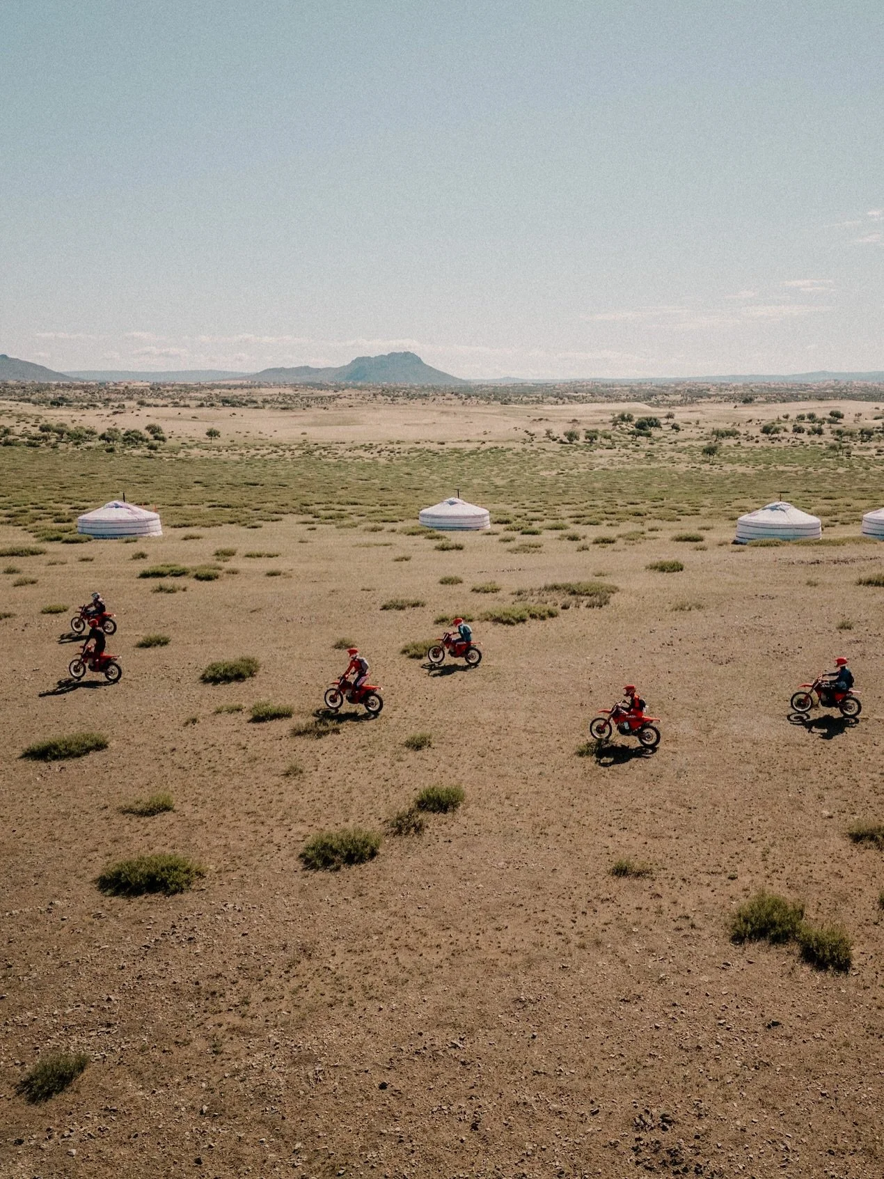 Life is what you make it. 7 days of pure Mongolia to reconnect with what matters. #onceinalifetime 🇲🇳

@gasgas.official 
@huskylodge_mongolia 
#mongolia 
📷 @marcoweh 💪🏽