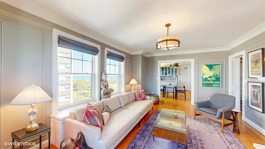 5000 N MARINE DR