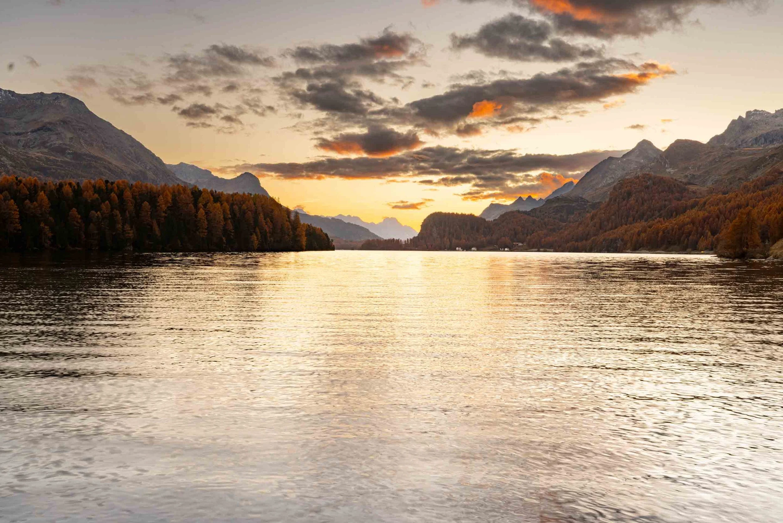 Aussicht_richtung_Maloja_Hochzeitslocation_Delnon_Photo_MGL2378-HDR.jpg