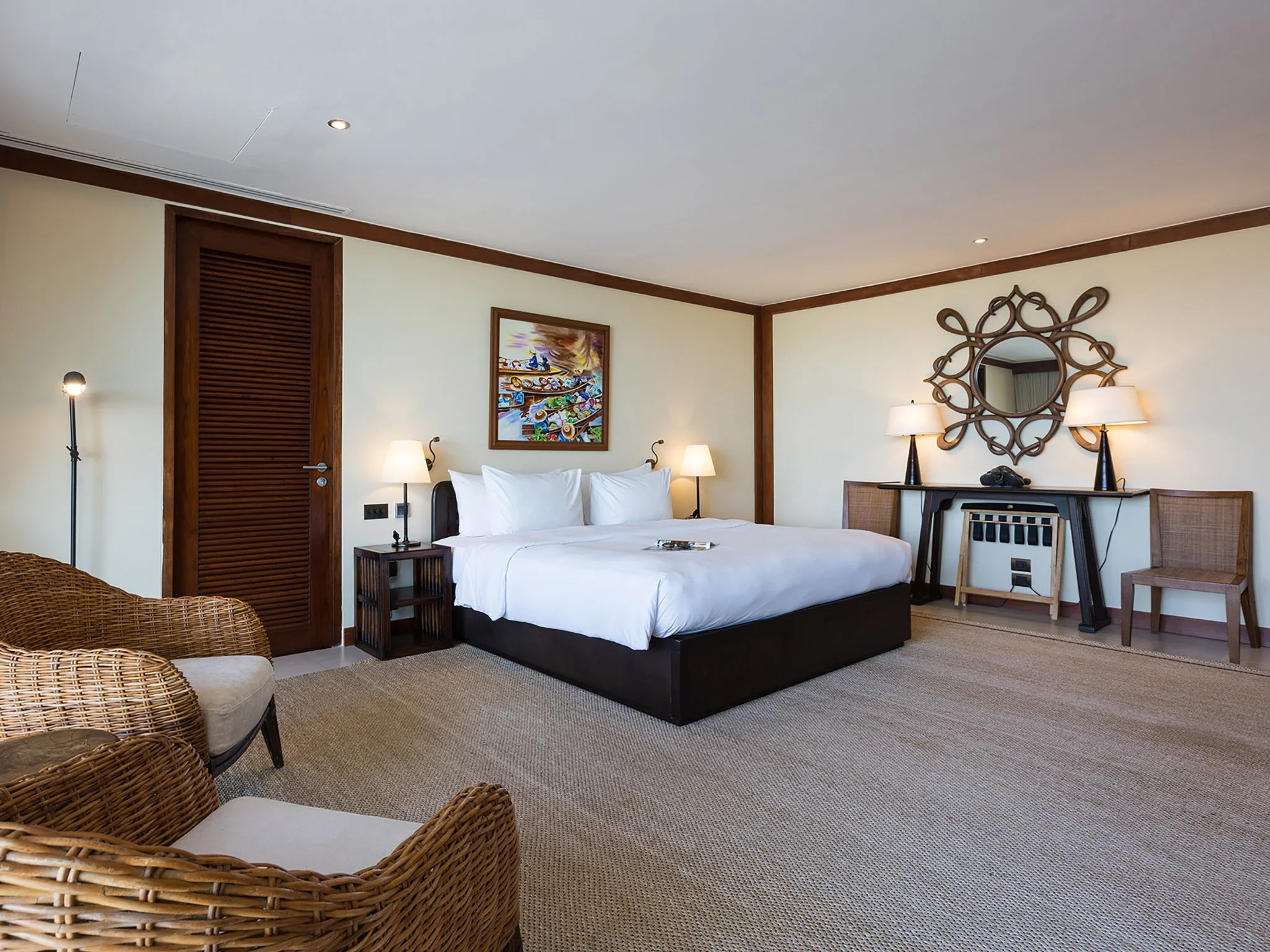 AtulyaResidence_07_Bedroom 2.jpg