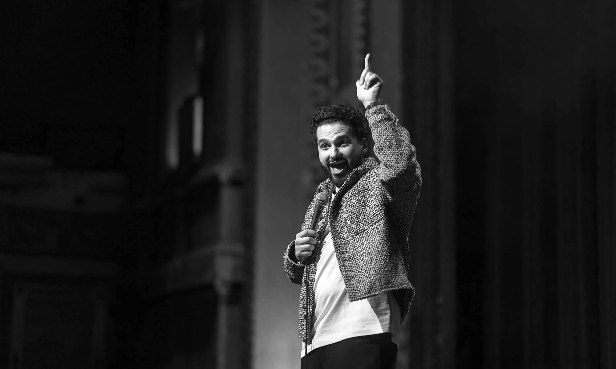 Kae Kurd Comedian-Gallery2.jpg