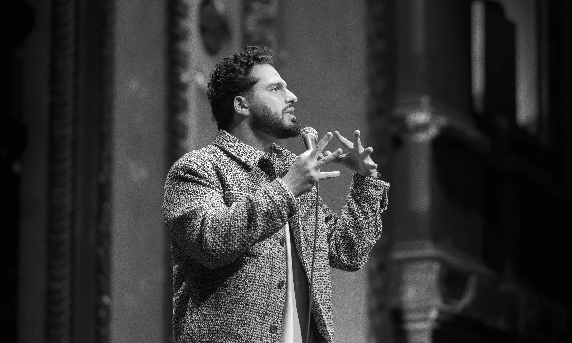 Kae Kurd Comedian-Gallery5.jpg