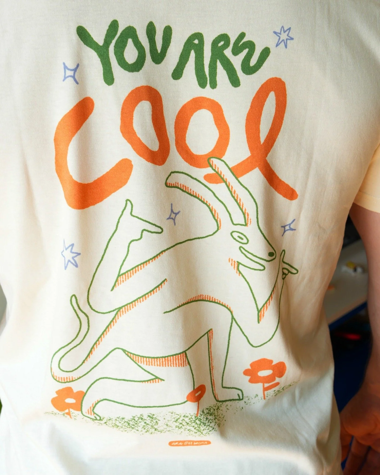 Nueva polerita disponible en la web :)

Modelo unisex 100% algod&oacute;n soft style, en color crema, suave y c&oacute;moda para usar todos los d&iacute;as.

Tallas M a XL ✷

☞www.esbromashop.cl