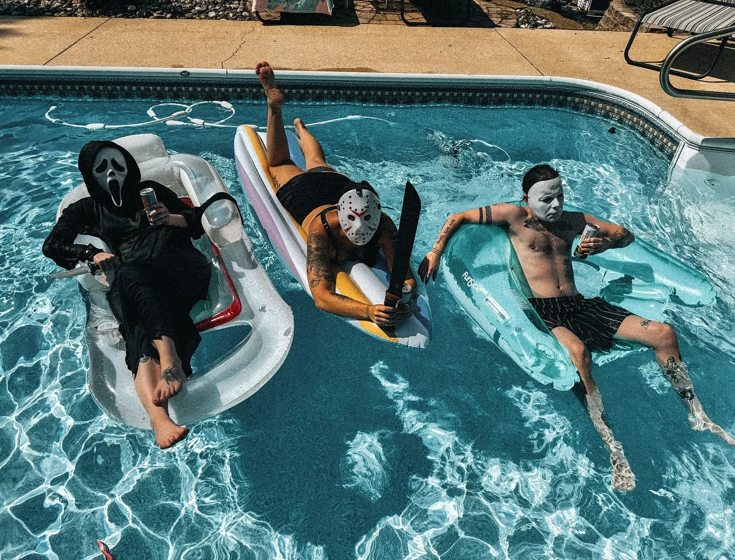 Happy 4th ghosties we live in a hellscape and are so cooked 👻 🇺🇸🔥🧨