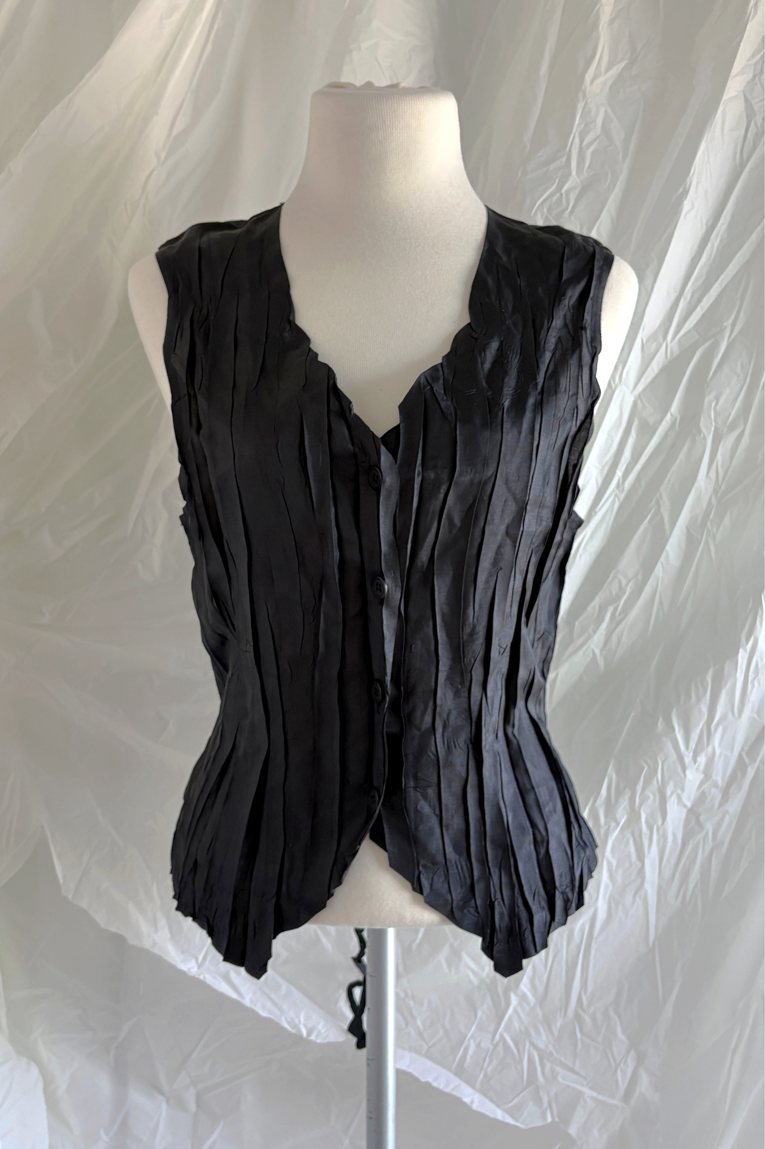 Pleats Please Issey Miyake