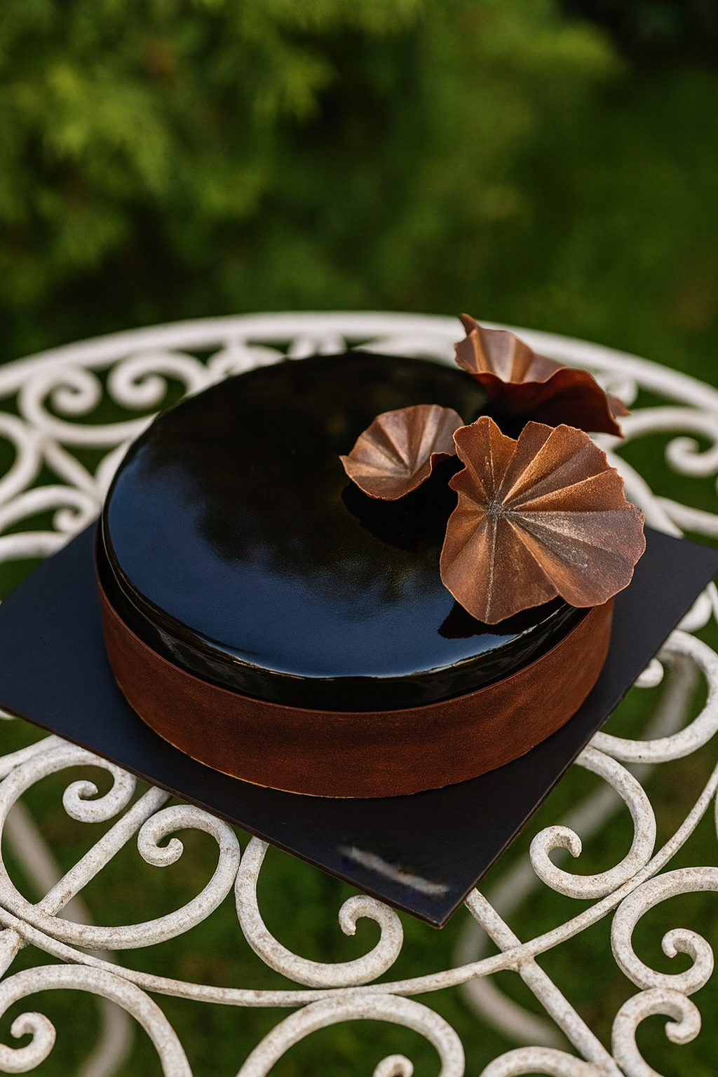 chocolate flower cake.png (Copy)