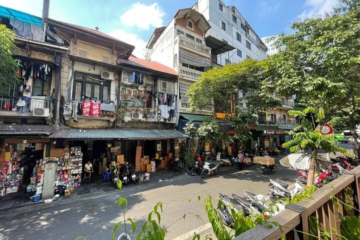 Old Quarter Discovery Walk