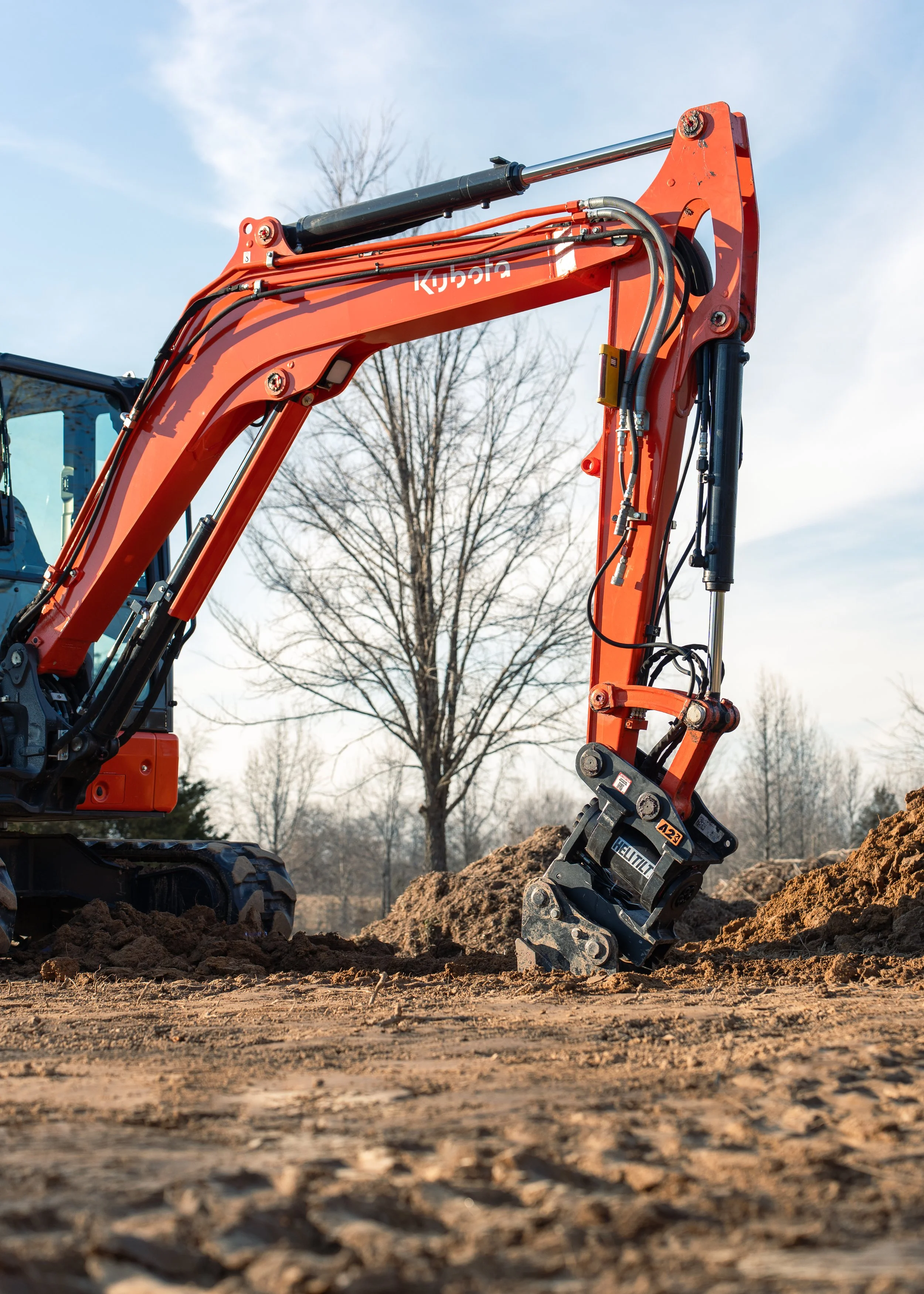 Kubota Excavator Tilt attachment digging