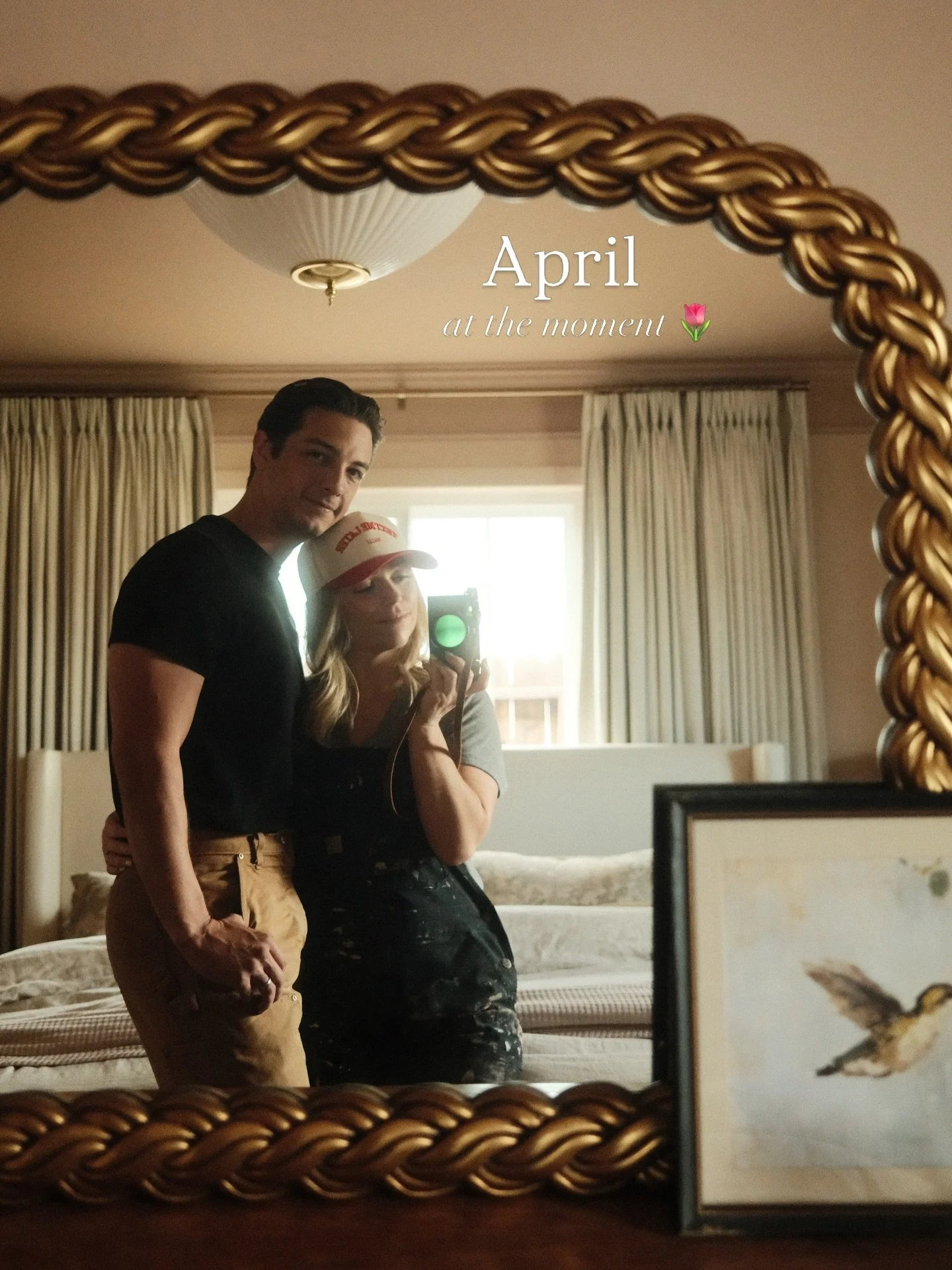 April 🌷💕🤍🐥🐇