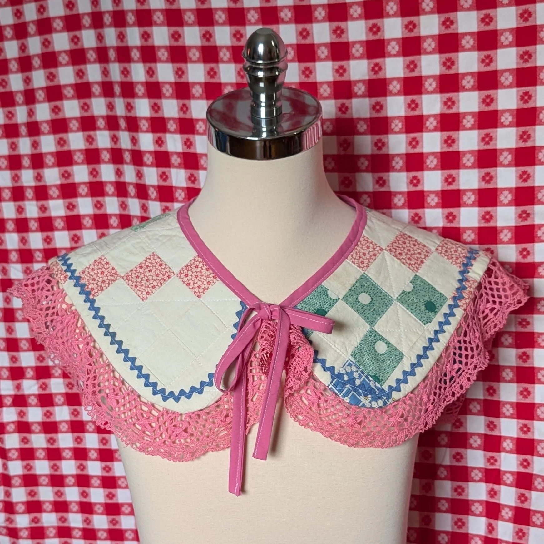 Pink Lace Quilted Collar