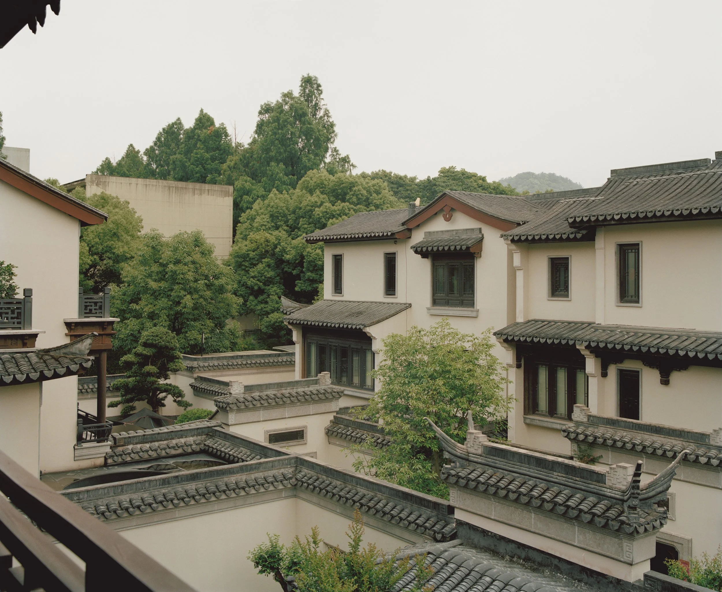 Yunlu House - Common Wonder - Hangzhou - China - Willem Pab - Documentary Photography / Chinese Garden Tea Room / China / Architecture