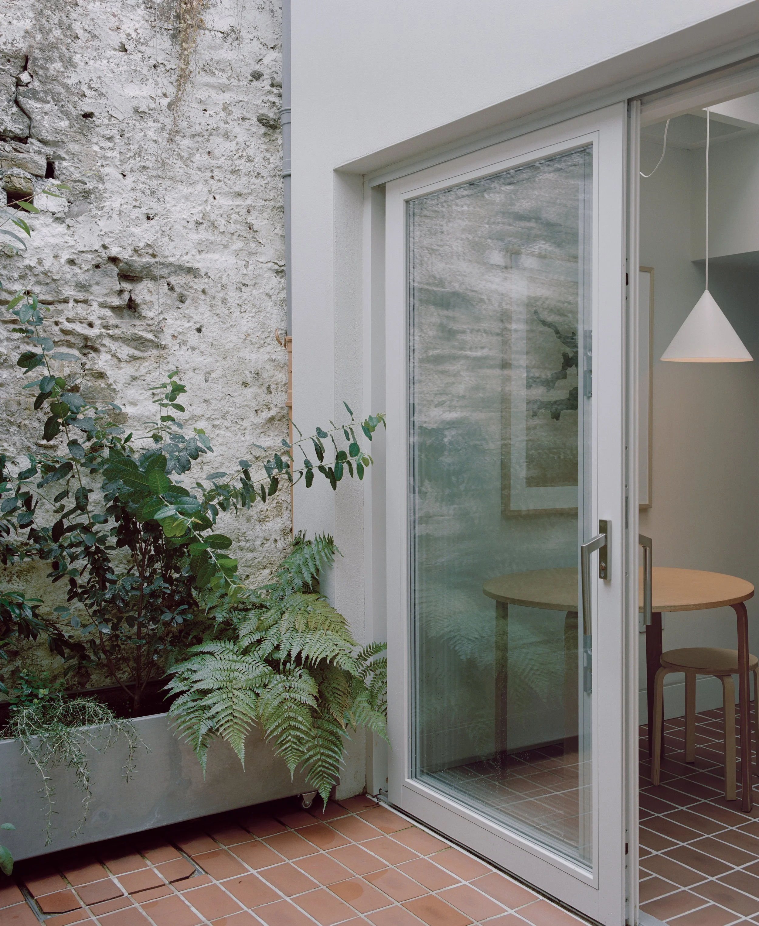 Gardiners Hill - Trestle - Cork - Ireland - UK - Willem Pab - Architecture Photography . Kitchen . Garden . Art . Irish Architecture