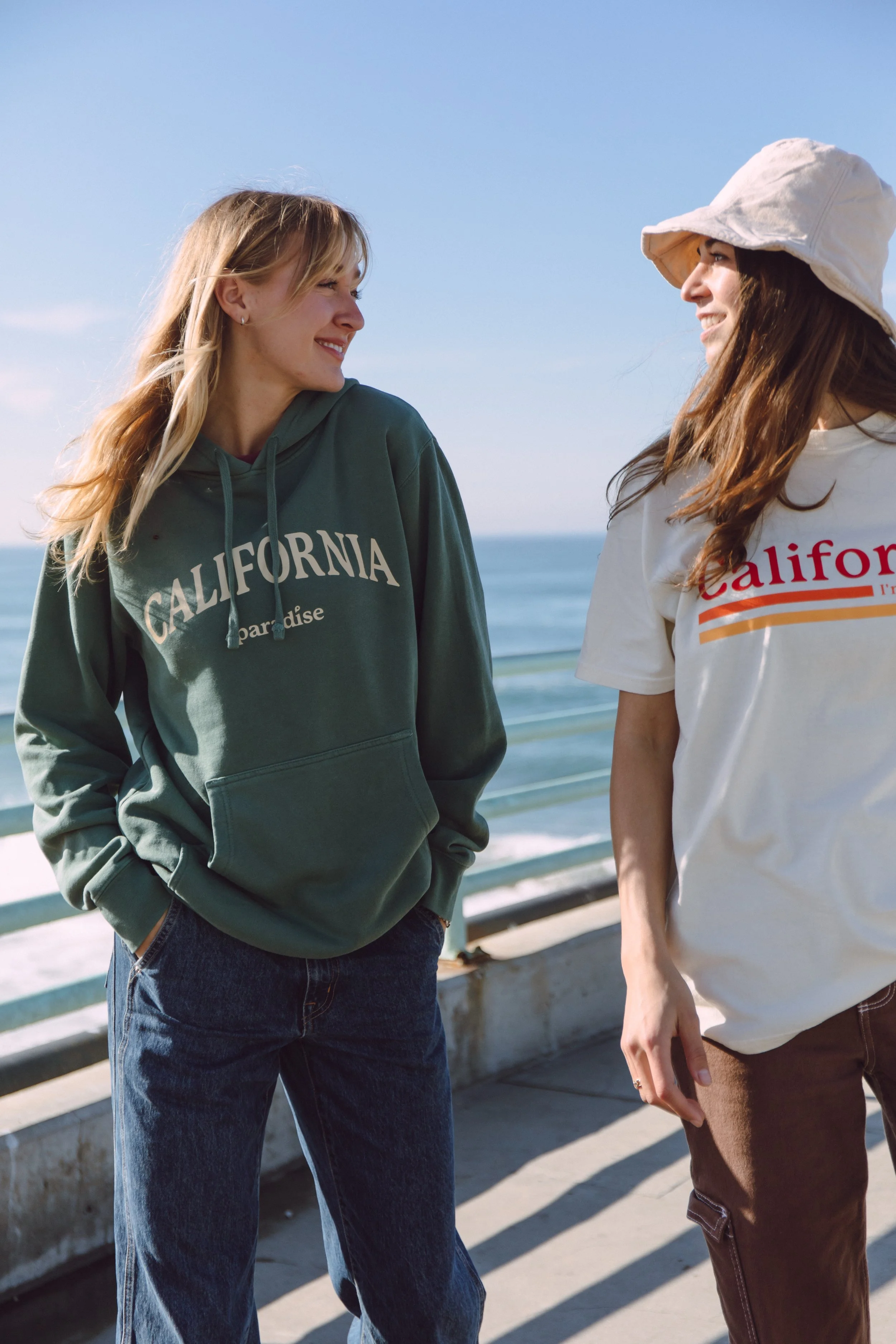 PARADISE Apparel