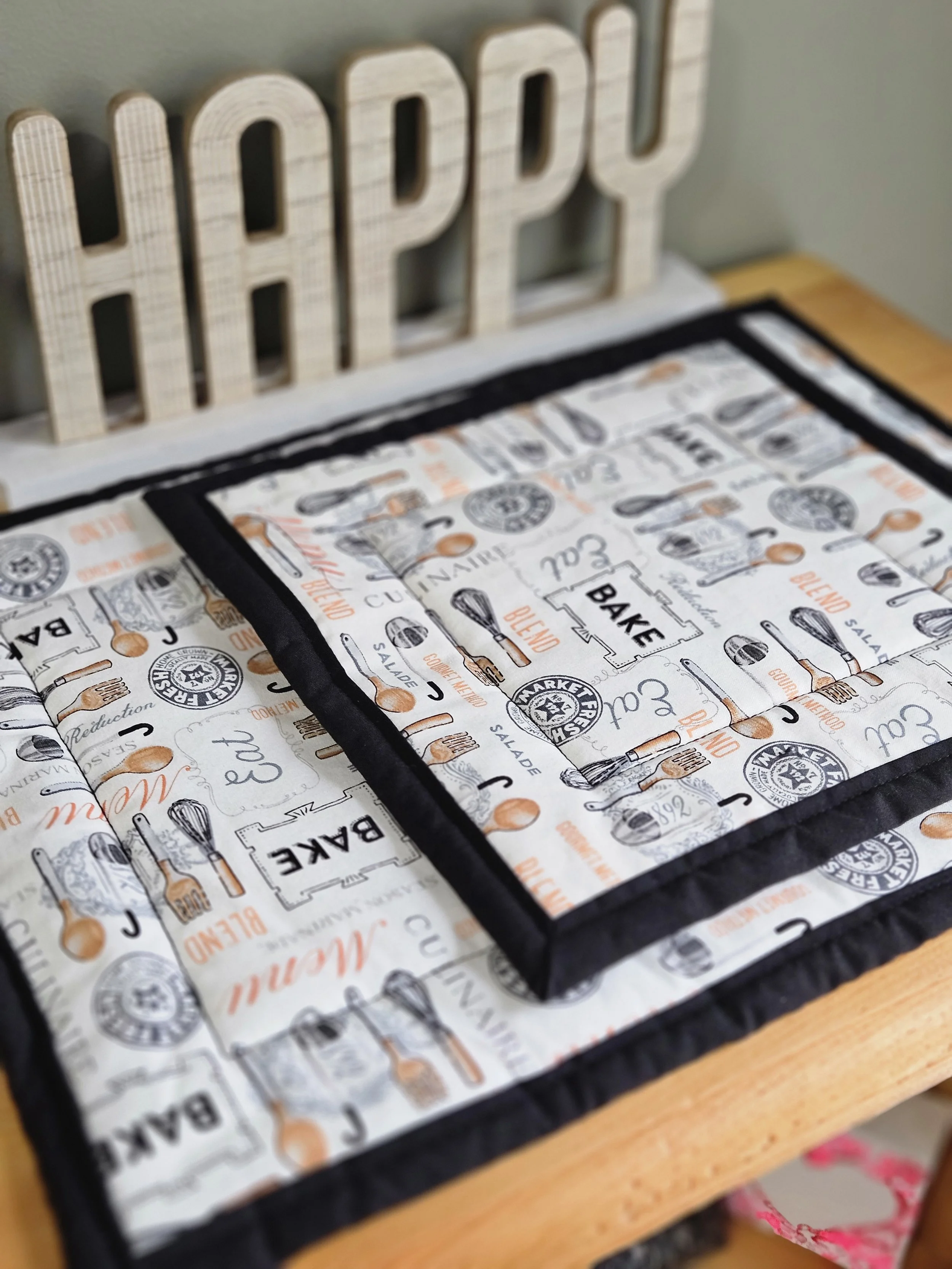 2 Pack of Culinary Hot Pads