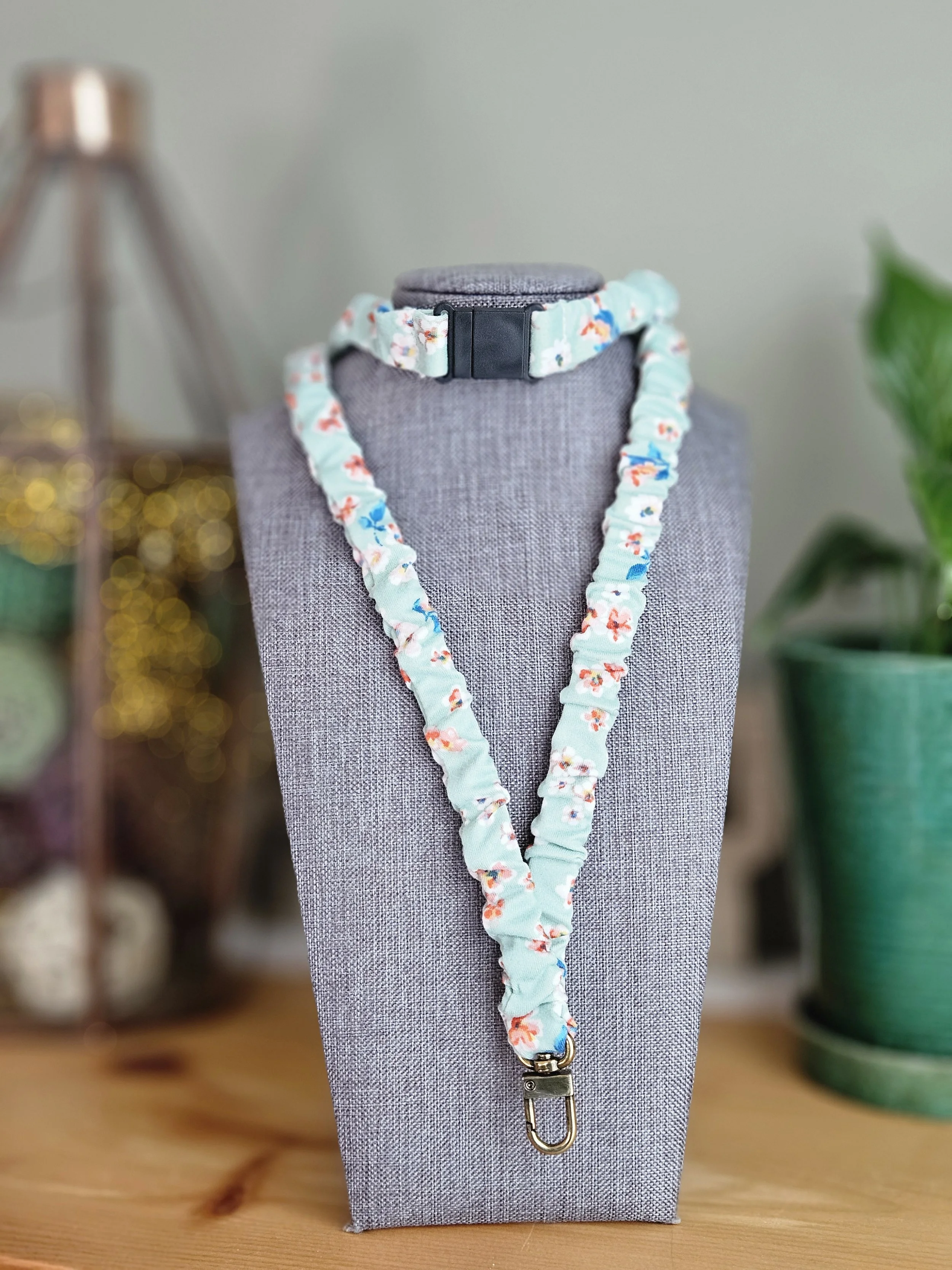 Soft Mint and Floral Soft Knit Break-away Scrunchie Lanyard