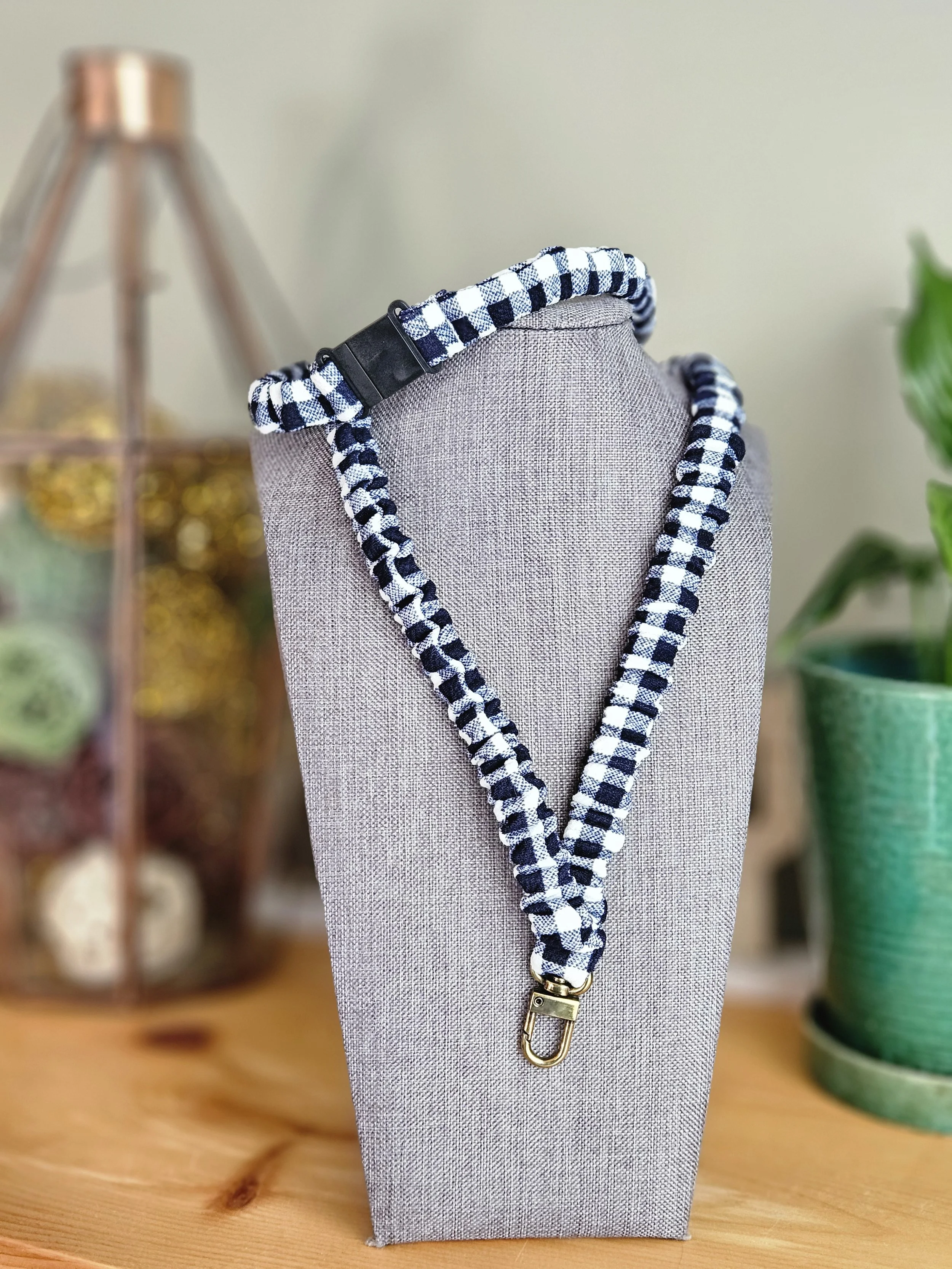 Black and White Check Soft Knit Break-away Scrunchie Lanyard