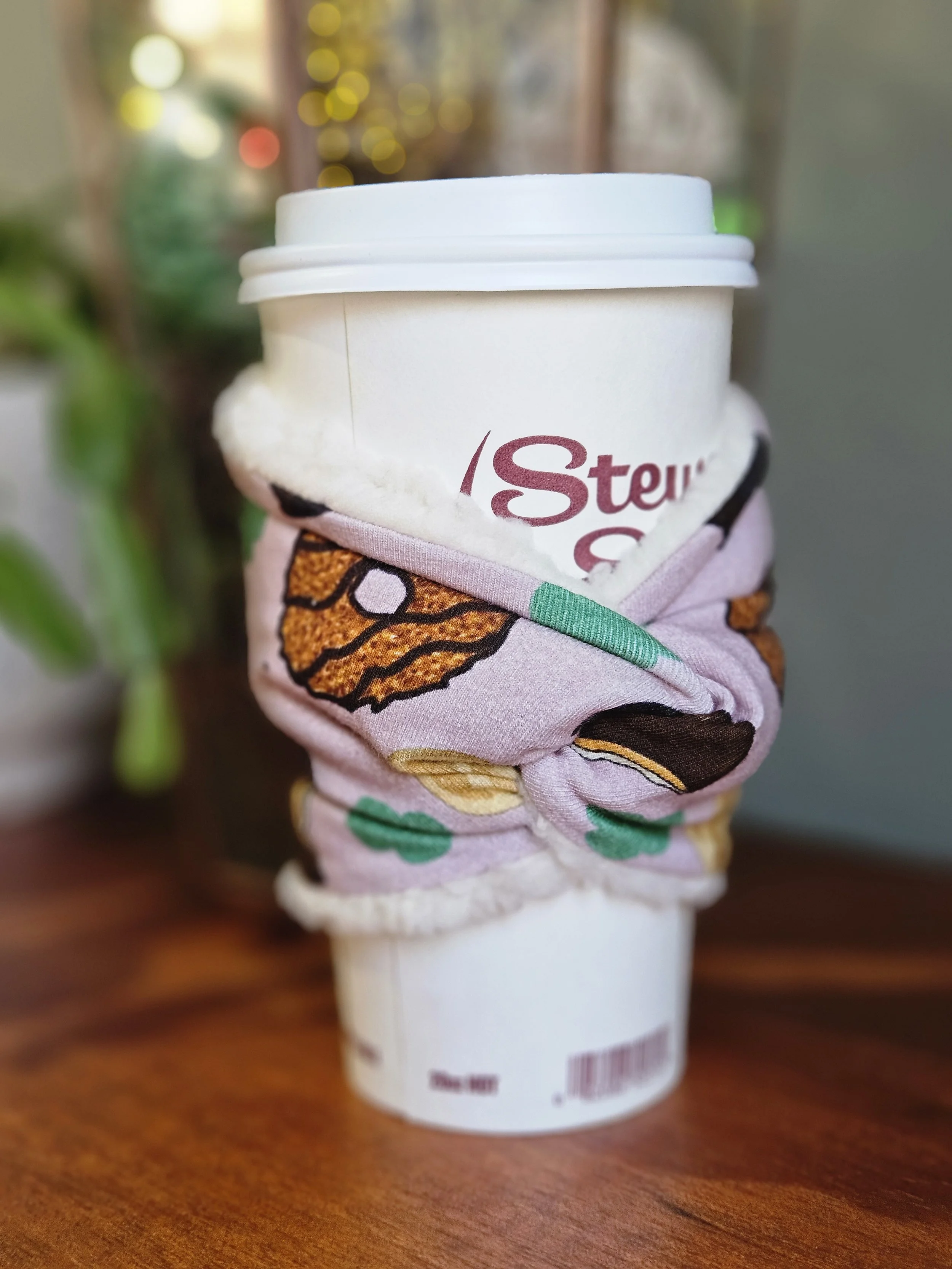 Girl Scout Cookies Hot Hug Cup Cozy