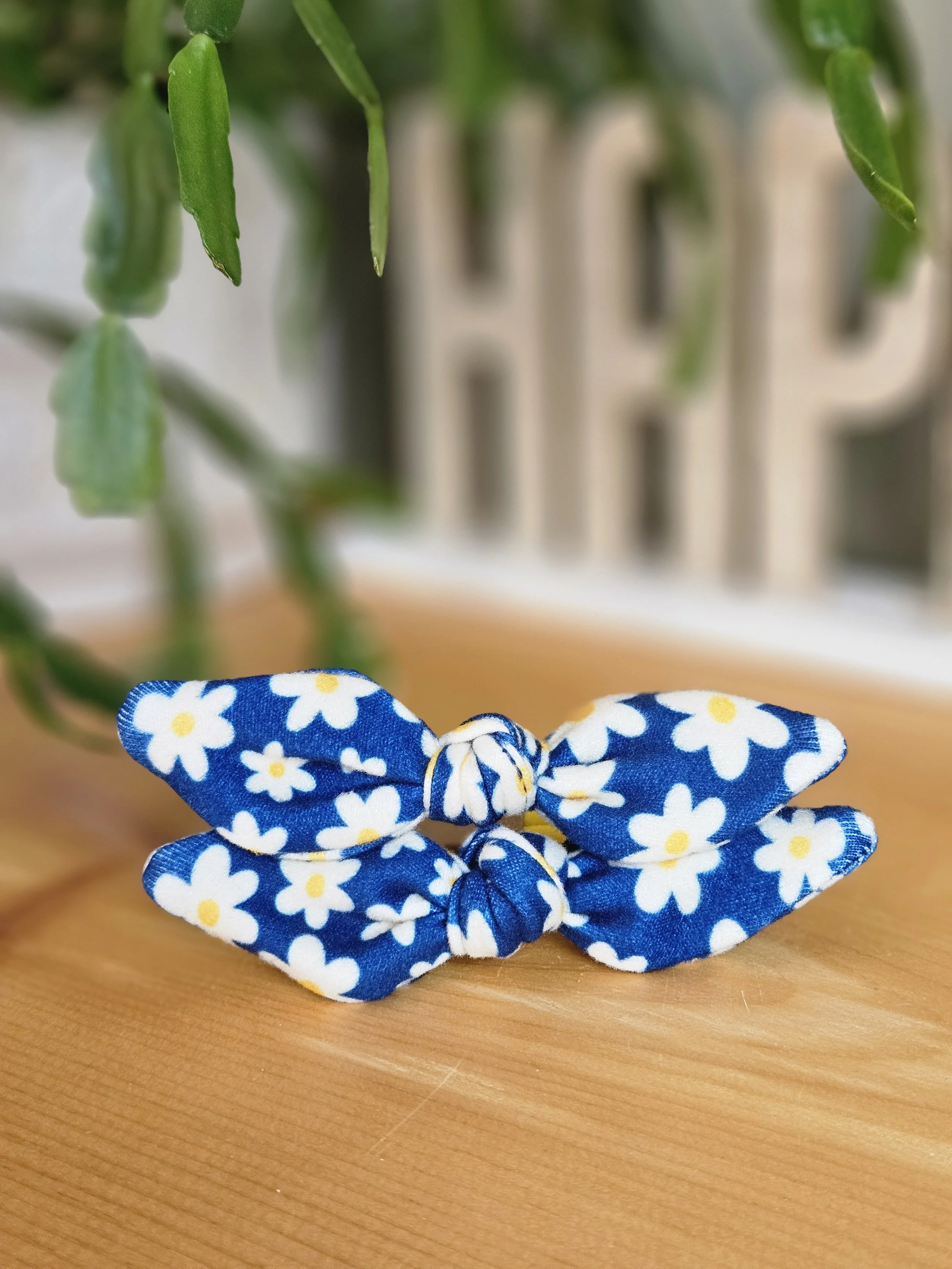 Happy Daisy Pigtail Bow set