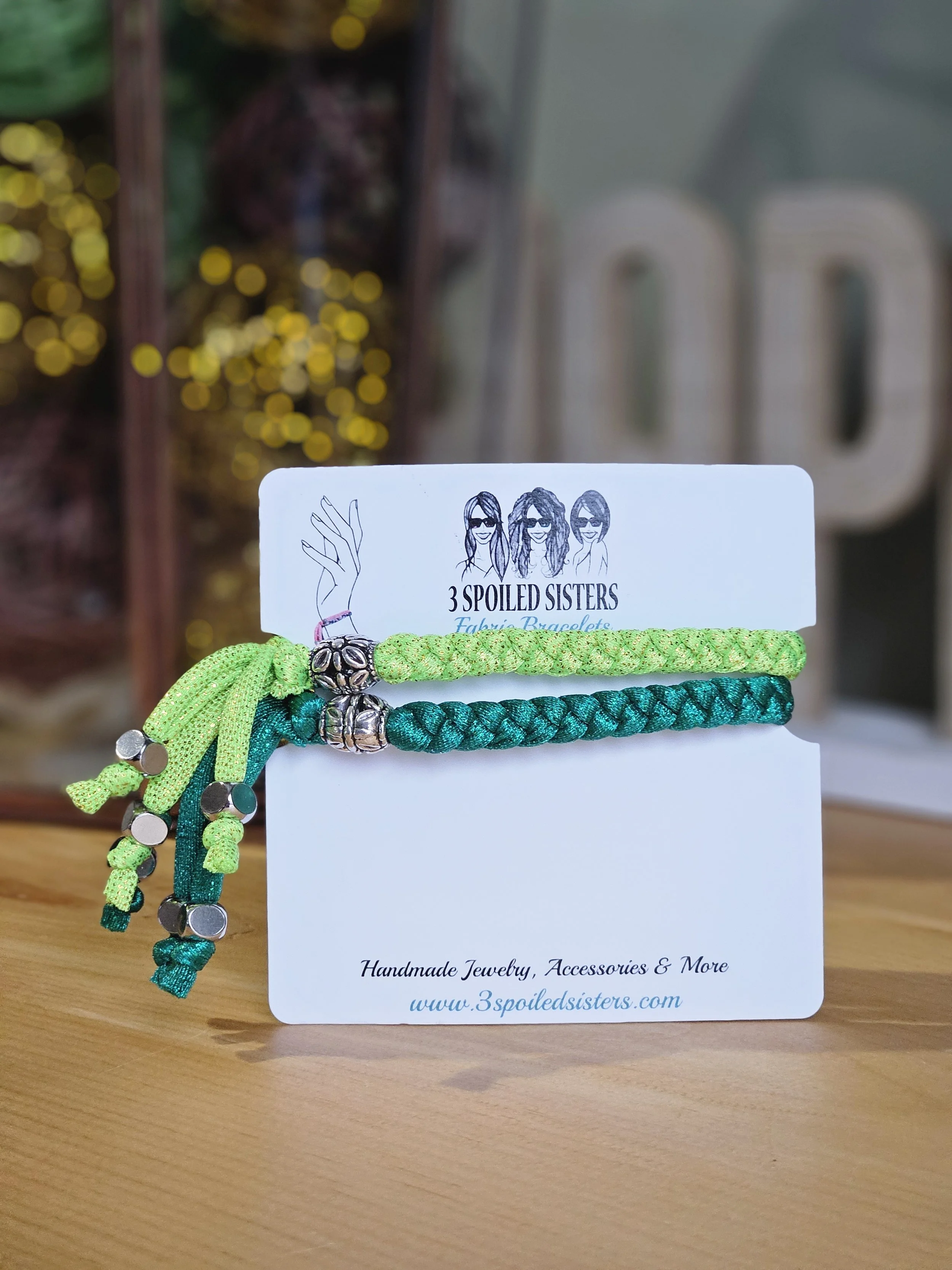 LUCKY T-Shirt Bracelet 2 PACK