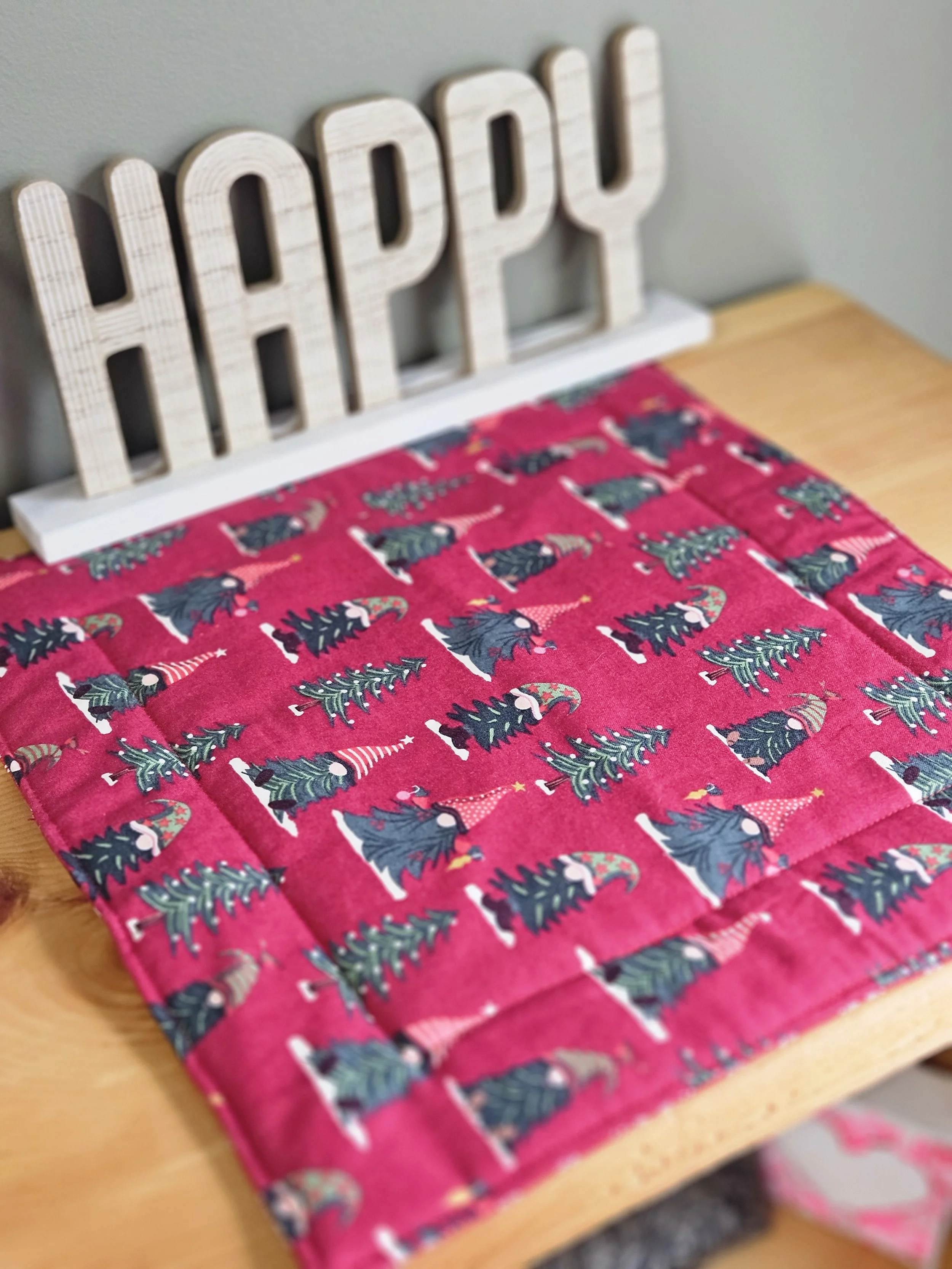 12.5 x 12.5" Winter Scene Hot Pad