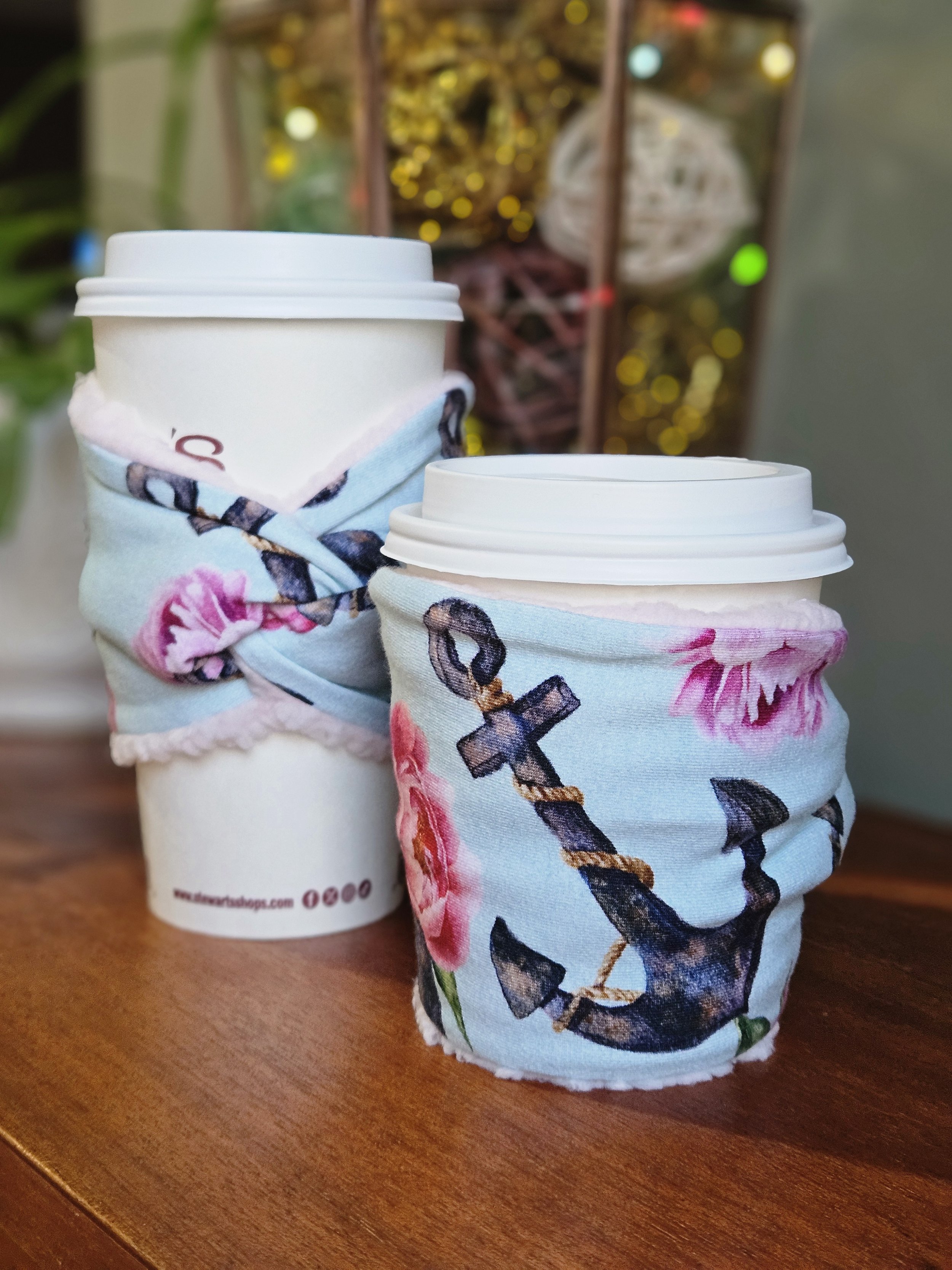 Pretty Anchors Hot Hug Cup Cozy