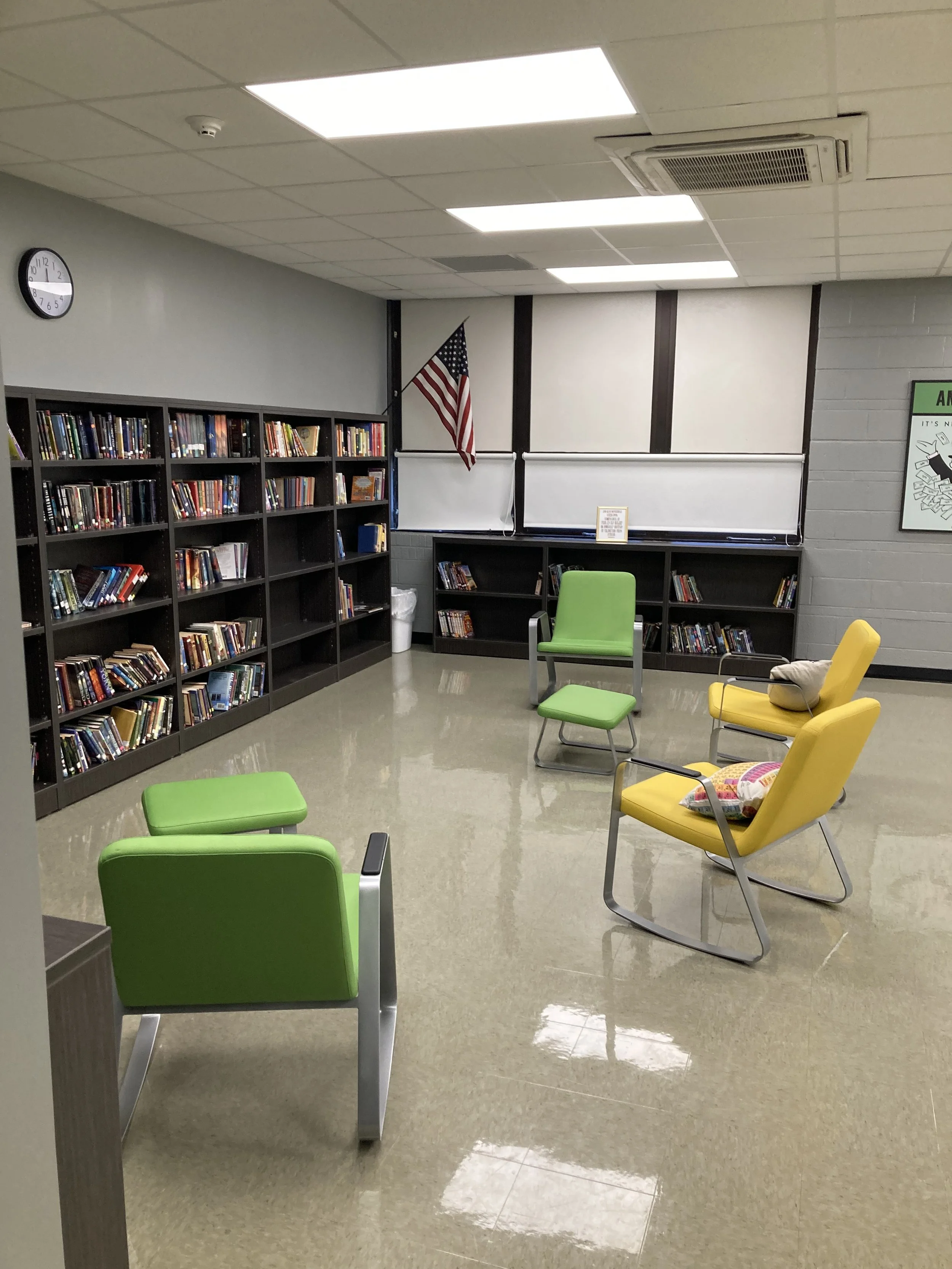 Middle School Library 4.JPG