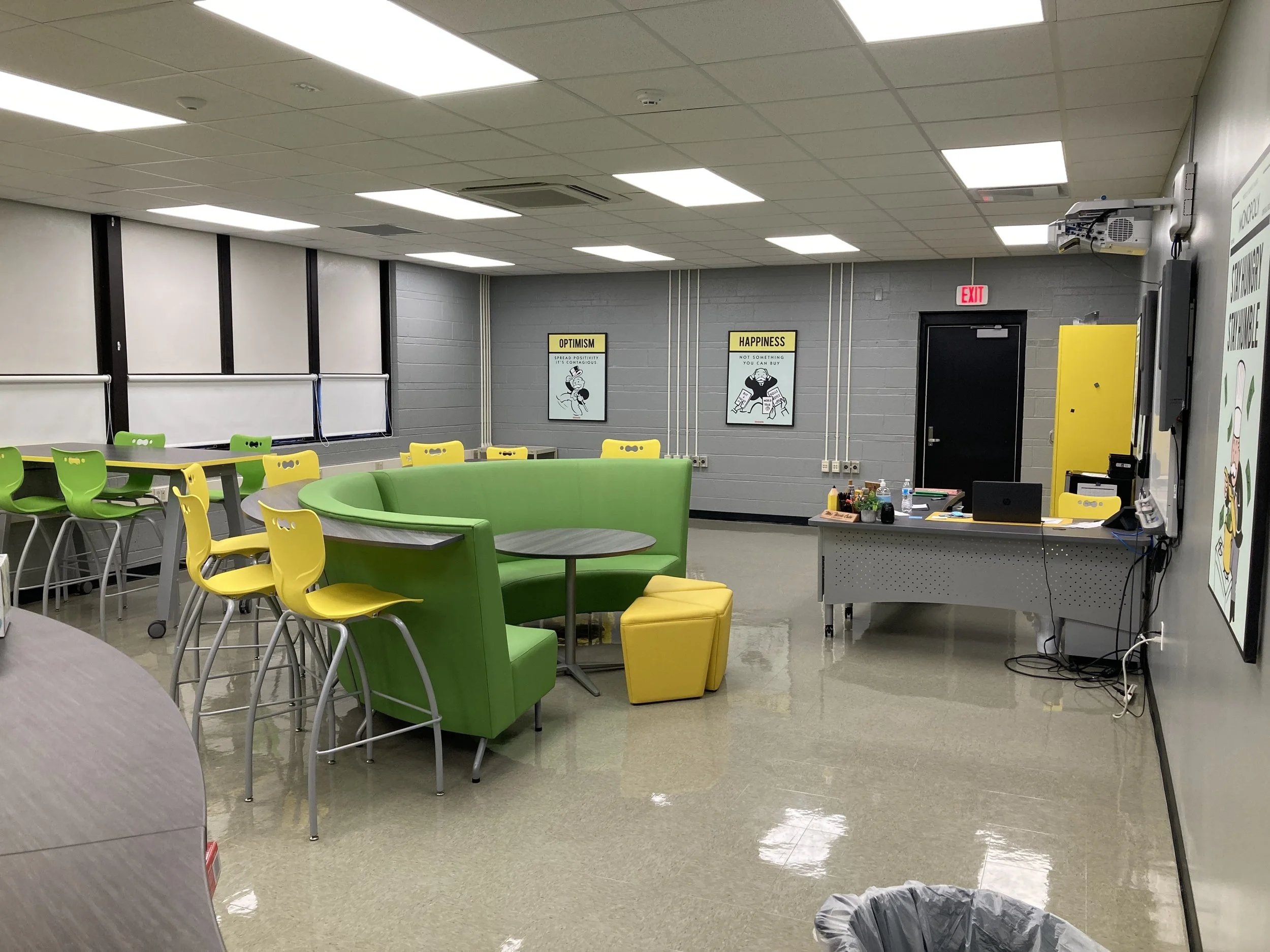 Middle School Library 2.JPG