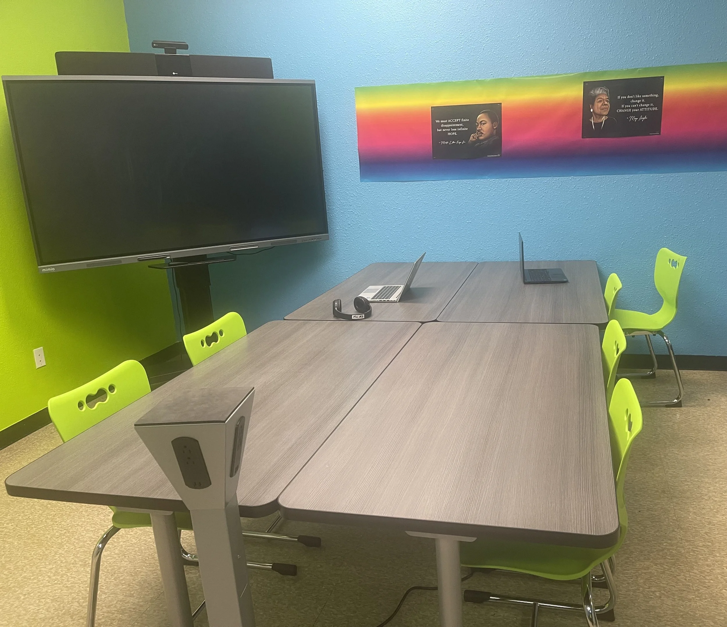Today’s student-centric classrooms and learning spaces support engagement, collaboration, and today’s new realities.