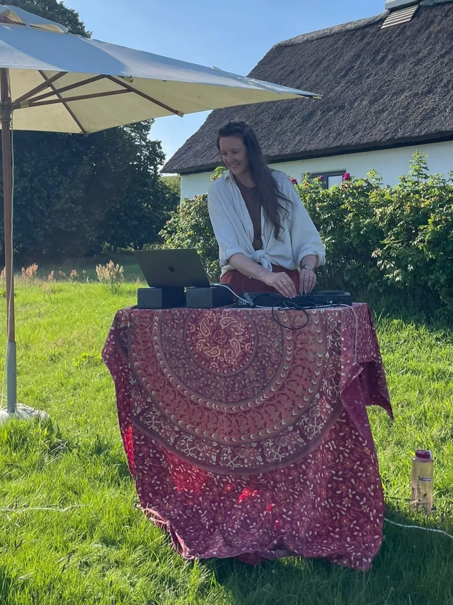 Agnes · DJ &amp; Facilitator