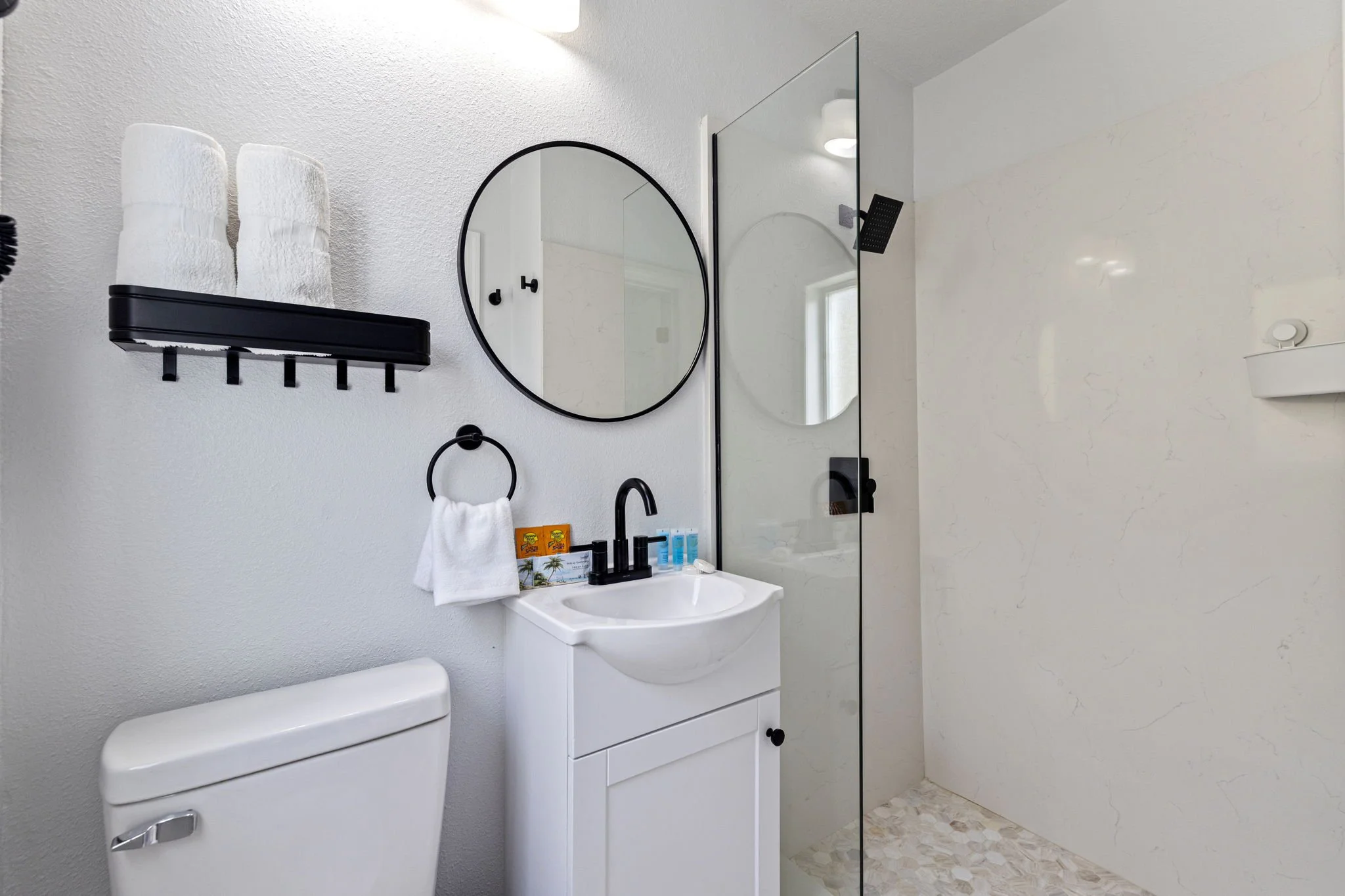 52-web-or-mls-Unit 7_Las Olas_AB3-3.jpg