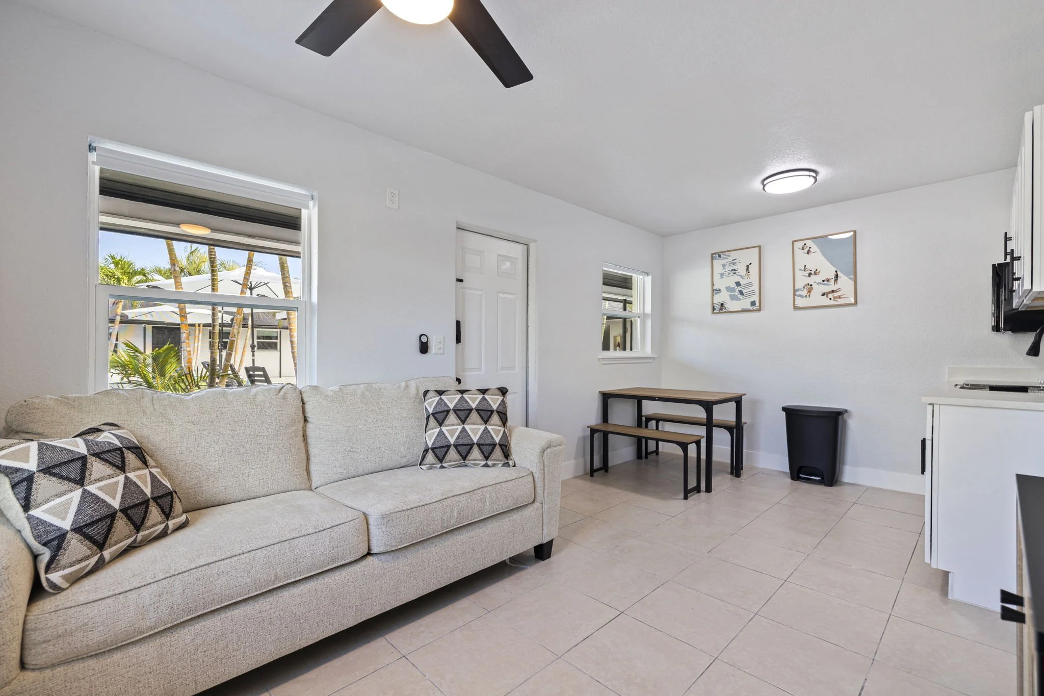 66-web-or-mls-Unit 10_Las Olas_AB3-3.jpg