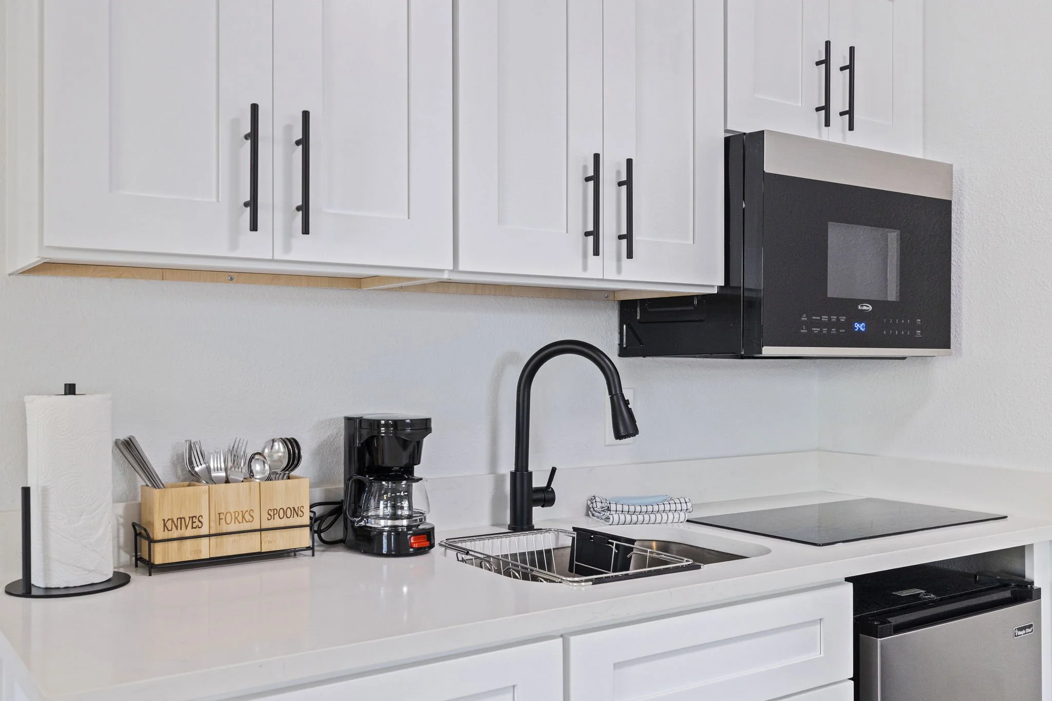 23-web-or-mls-Unit 1_Las Olas_AB3-4.jpg