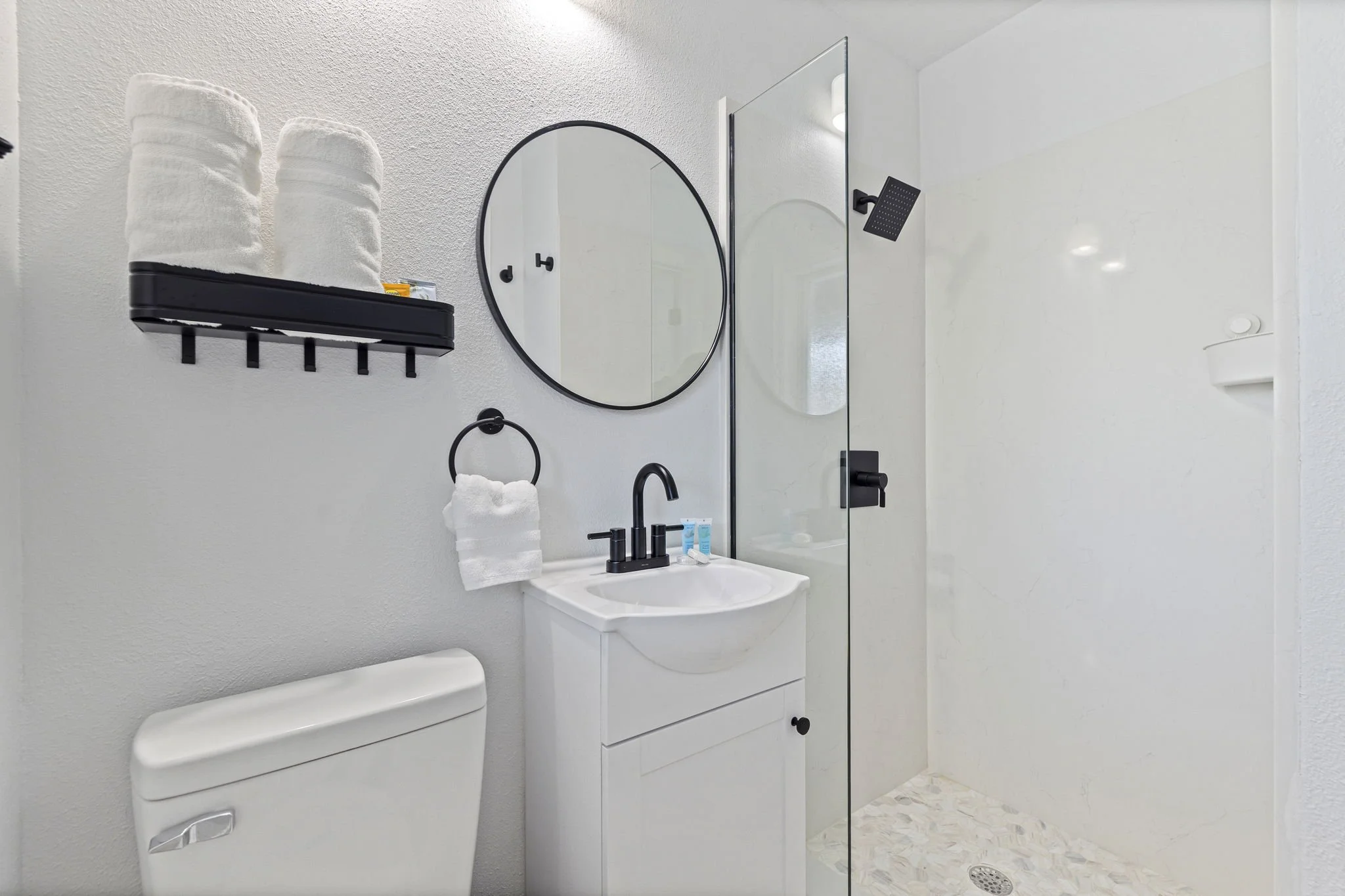 49-web-or-mls-Unit 6_Las Olas_AB3-4.jpg