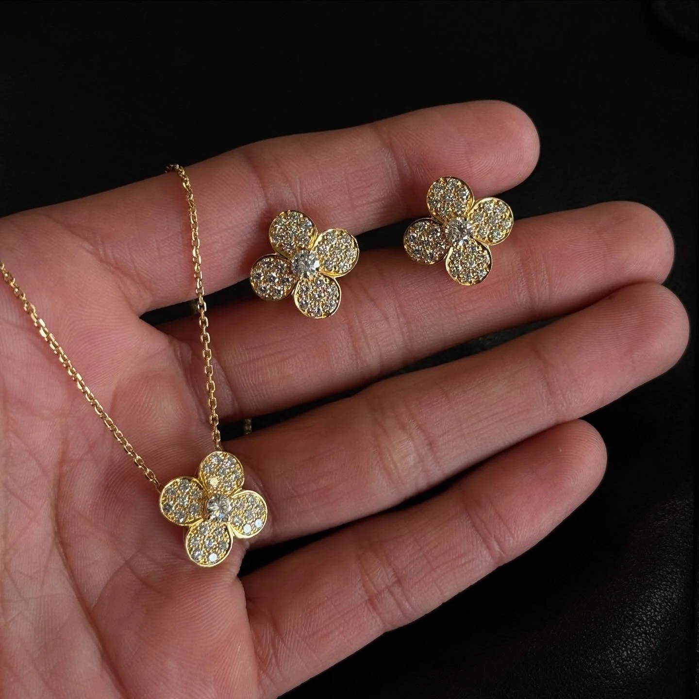 Van Cleef &amp; Arpels 18k Yellow Gold &amp; Diamond &lsquo;Trefle&rsquo; Earrings &amp; Pendant Necklace. Another rendition of the iconic quatrefoil motif circa 2000&rsquo;s.

#vancleef #vancleefarpels #vca #vancleefjewelry #finejewelry #luxuryjewel