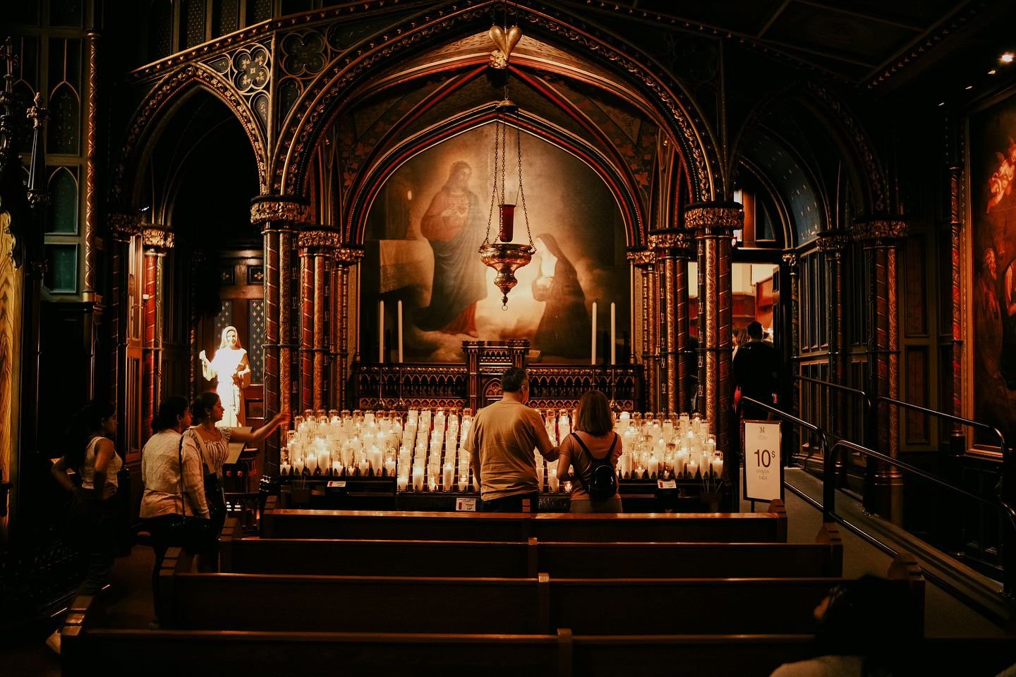 Notre-Dame Basilica. 
Montreal. 

#fujifilm #fujixt4 #fujixseries #fujixshooters #fujiframez #fujifeed #fujilovers #sooc #fujifilm_xseries #moodygrams #moodyinteriors #woofermagazine #shootaesthetics #shootandshare #analogvibes #noticemore #exploreob