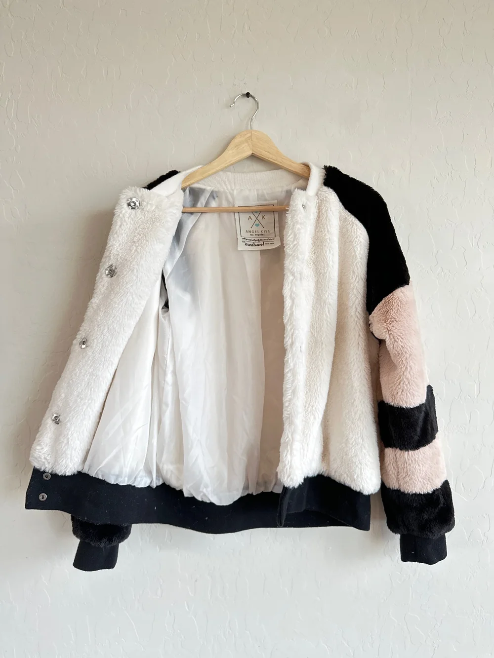 oll_kyoto♡HUG COAT ONLAUGUSTA Coat | Beige | ONLY®