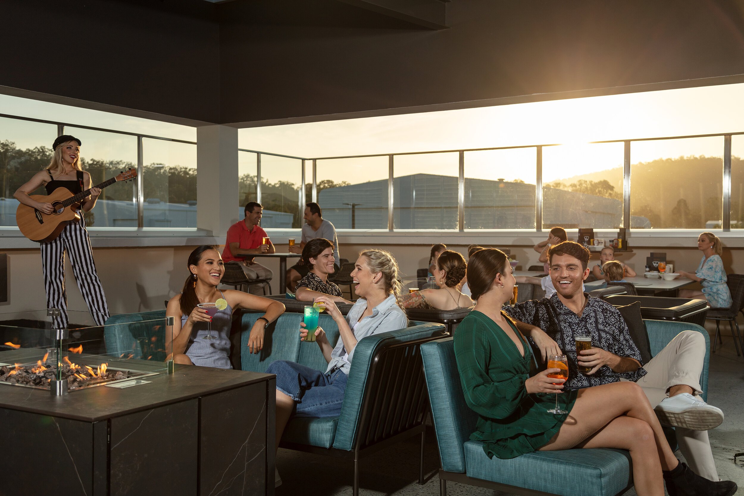 TC-RoofBar-Millennials-3_sRGB-50p.jpeg