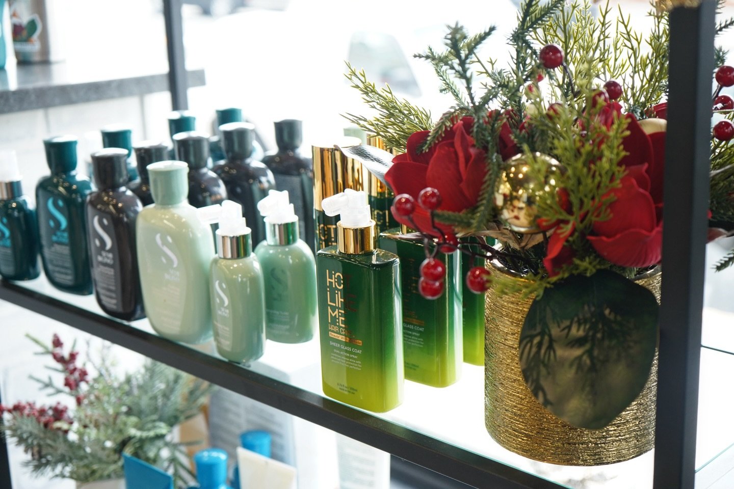 Welcome to Mayssas Beauty Mark Salon✨

A space where curls are understood! 💛

We work with your natural pattern, using curl- specific techniques and the right products to keep your hair healthy - both in the salon and at home.

Swipe to see more 🤩
