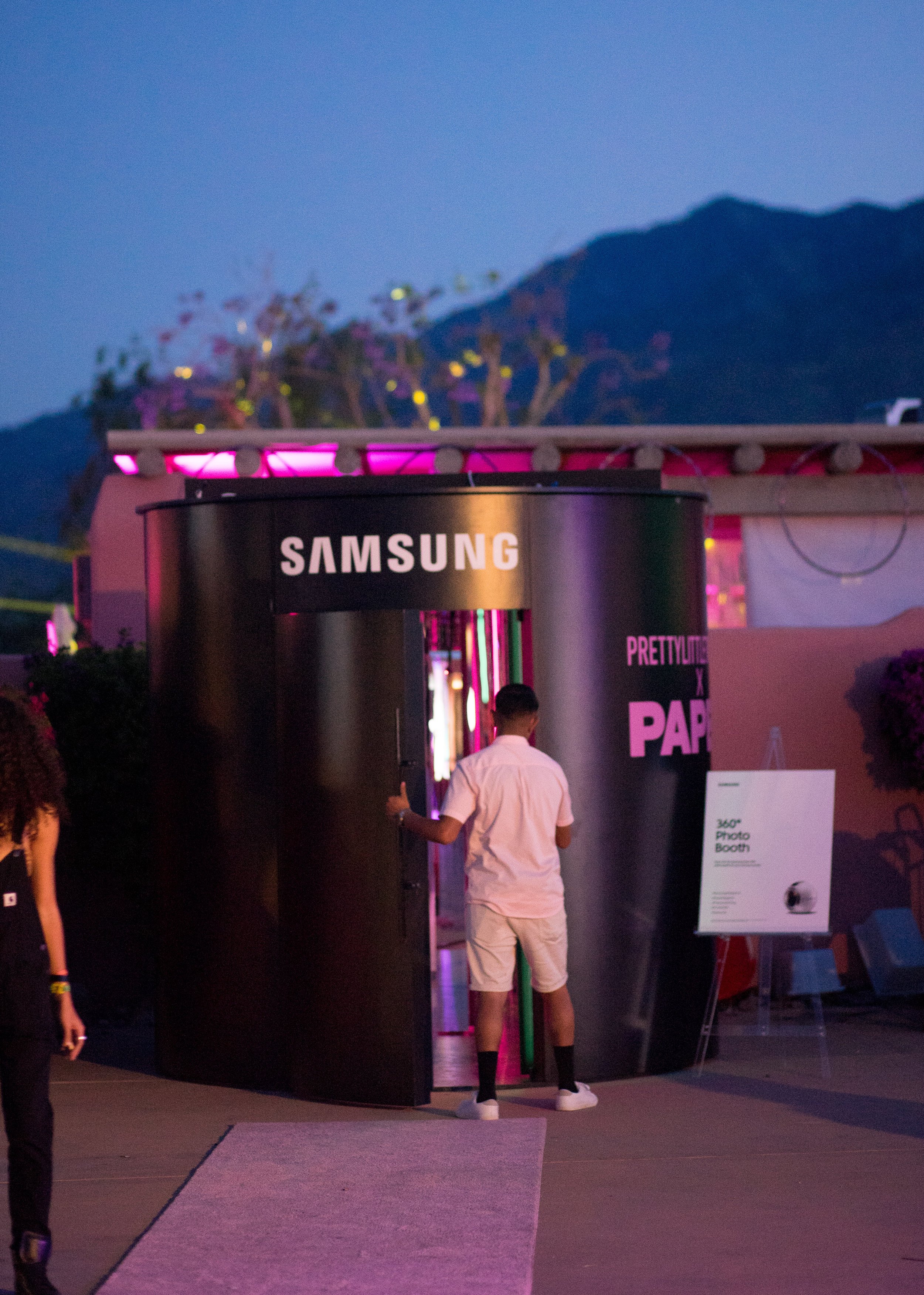 Ultimate Hollywood Coachella Poolside Party samsung booth at night.jpg