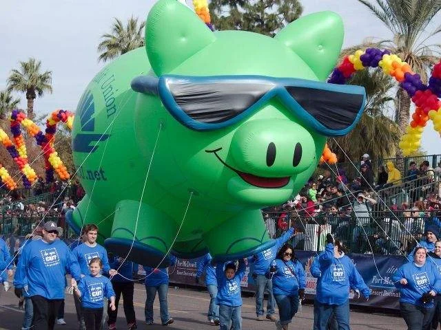 Custom Giant Inflatables & Custom Inflatable Balloons