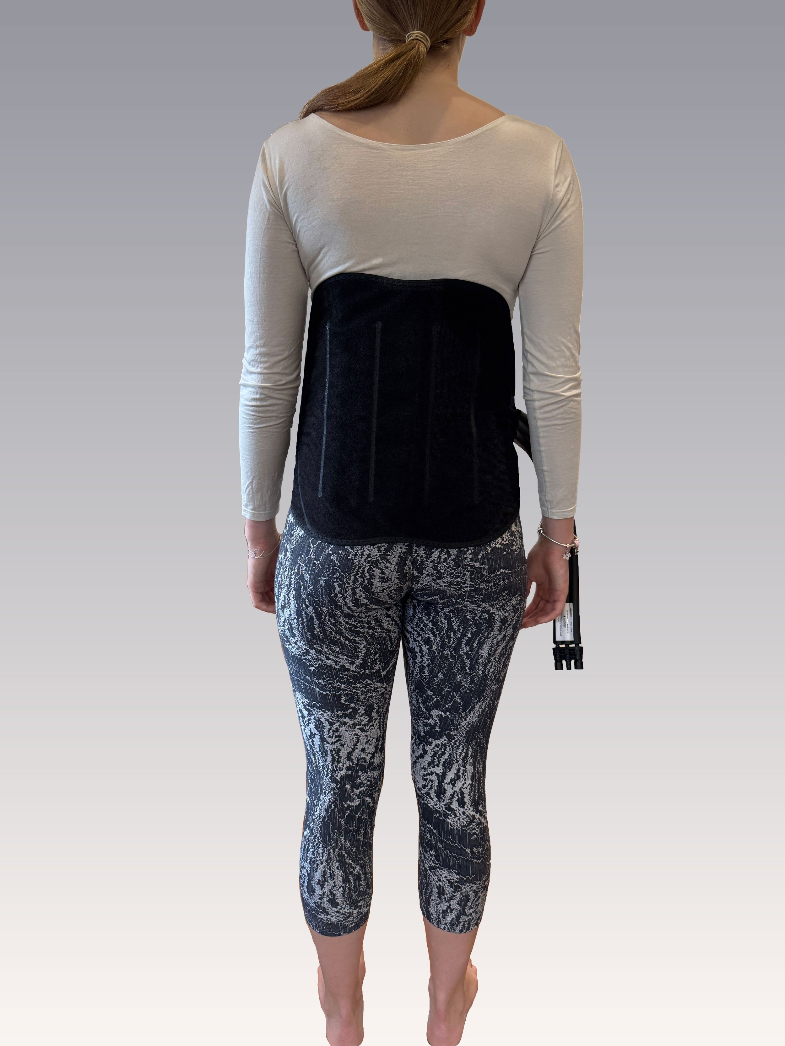 Cryon-X-Pro_lumbar_portrait-neutral-background.jpg