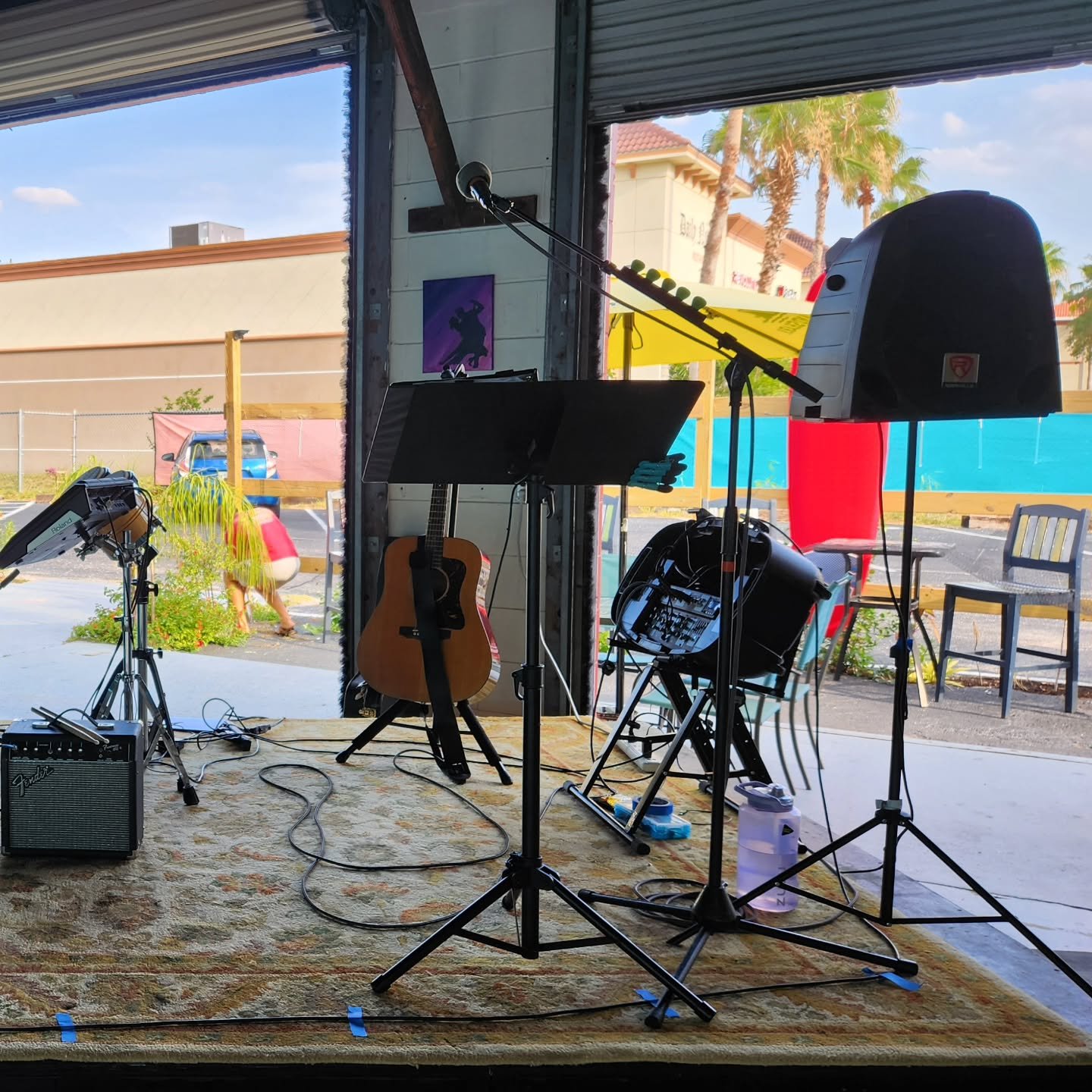 Ready to fire!  Stage, tip jar, and the food here are sooooooo on point :)