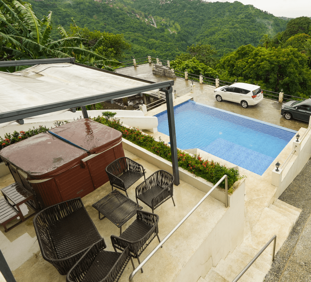 Frontera Tagaytay - Our Villas