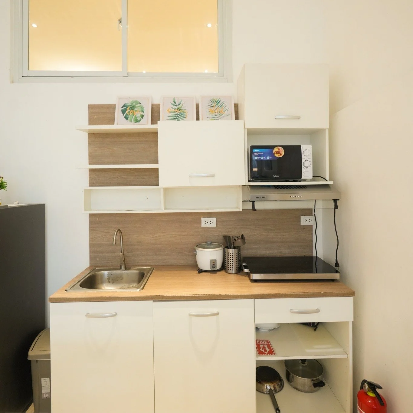 Where small families enjoy big comfort. 👨&zwj;👩&zwj;👧&zwj;👦🛁
Prive Luxe Villa is perfect for 2&ndash;4 pax, featuring an indoor jacuzzi and exclusive amenities for quality time together.

Book your family escape today.
🌐 www.fronteratagaytay.co