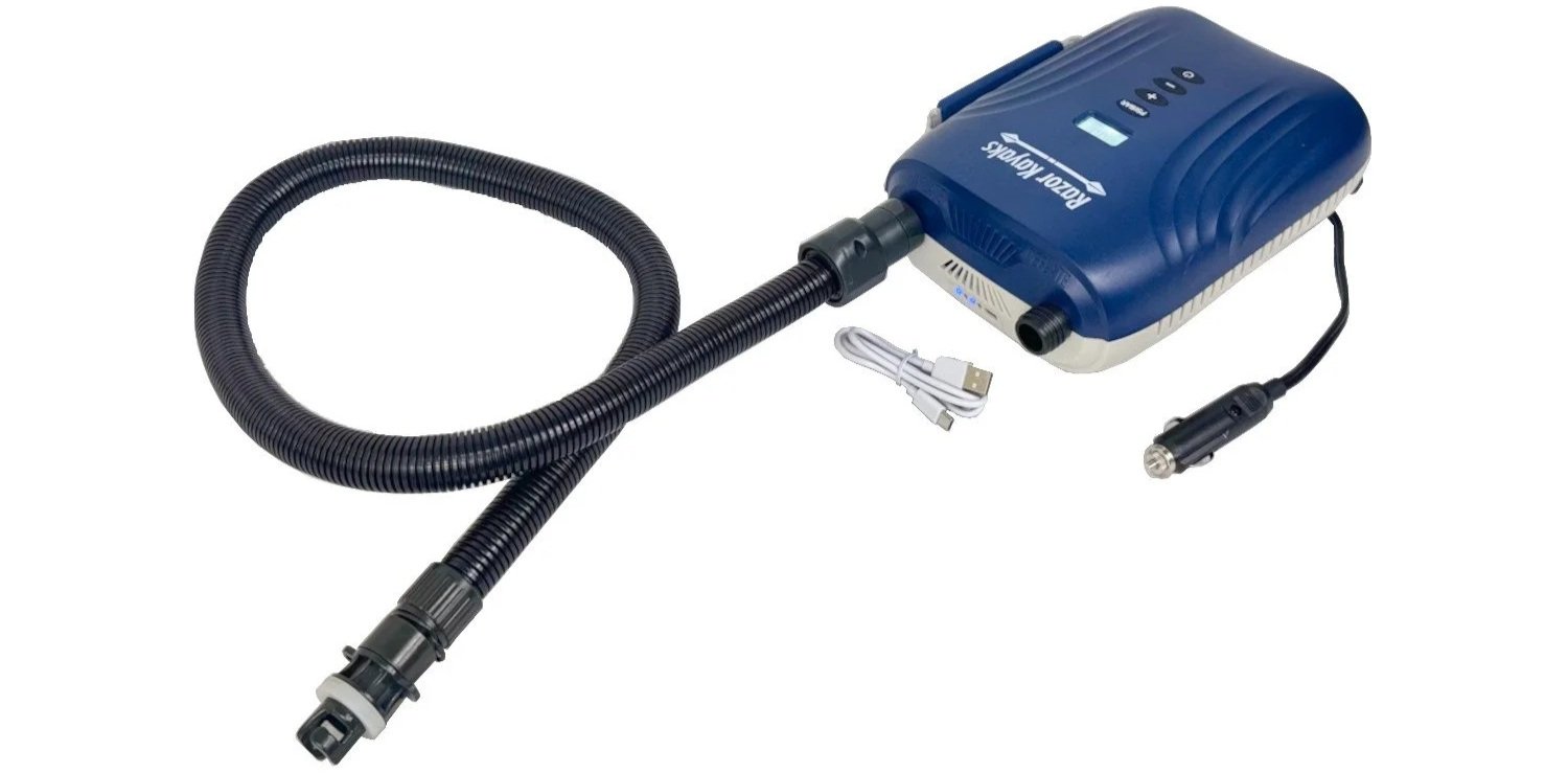 Razor Kayaks Rechargeable Electric Pump avec tuyau et câble de recharge.